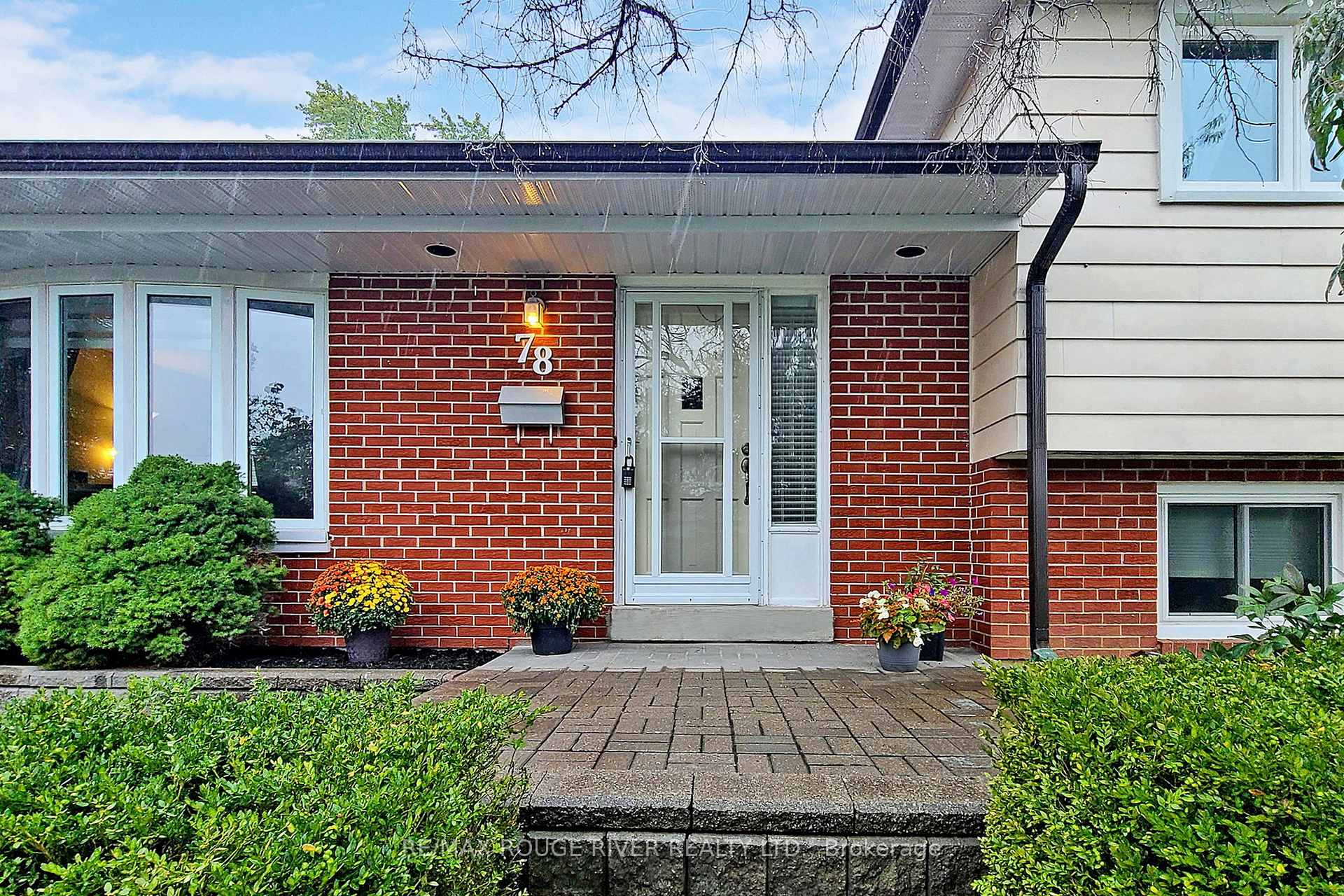 Photo 3 of 78 Clappison Boulevard, Scarborough, Centennial Scarborough — HOMEH