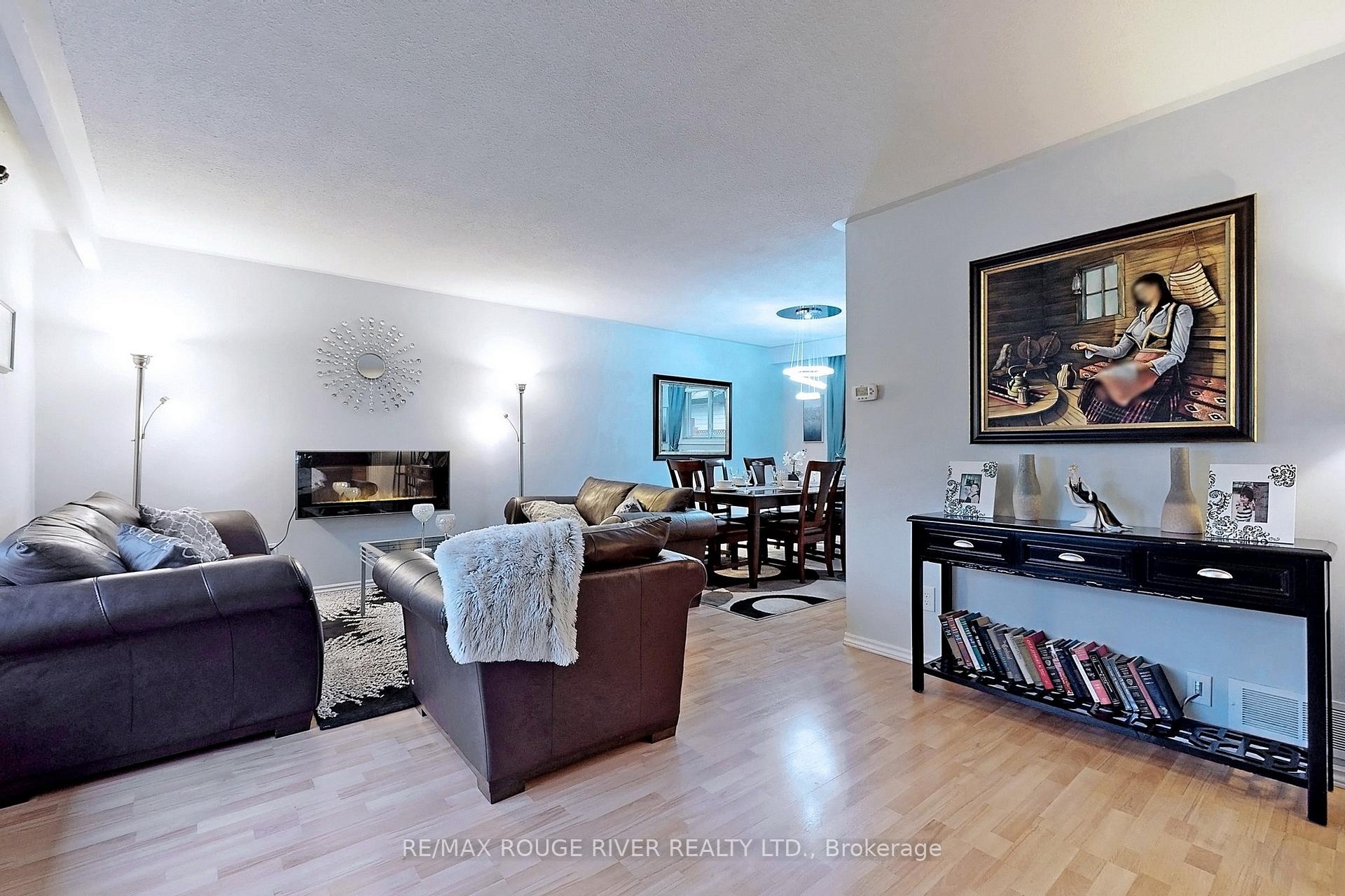 Photo 5 of 78 Clappison Boulevard, Scarborough, Centennial Scarborough — HOMEH