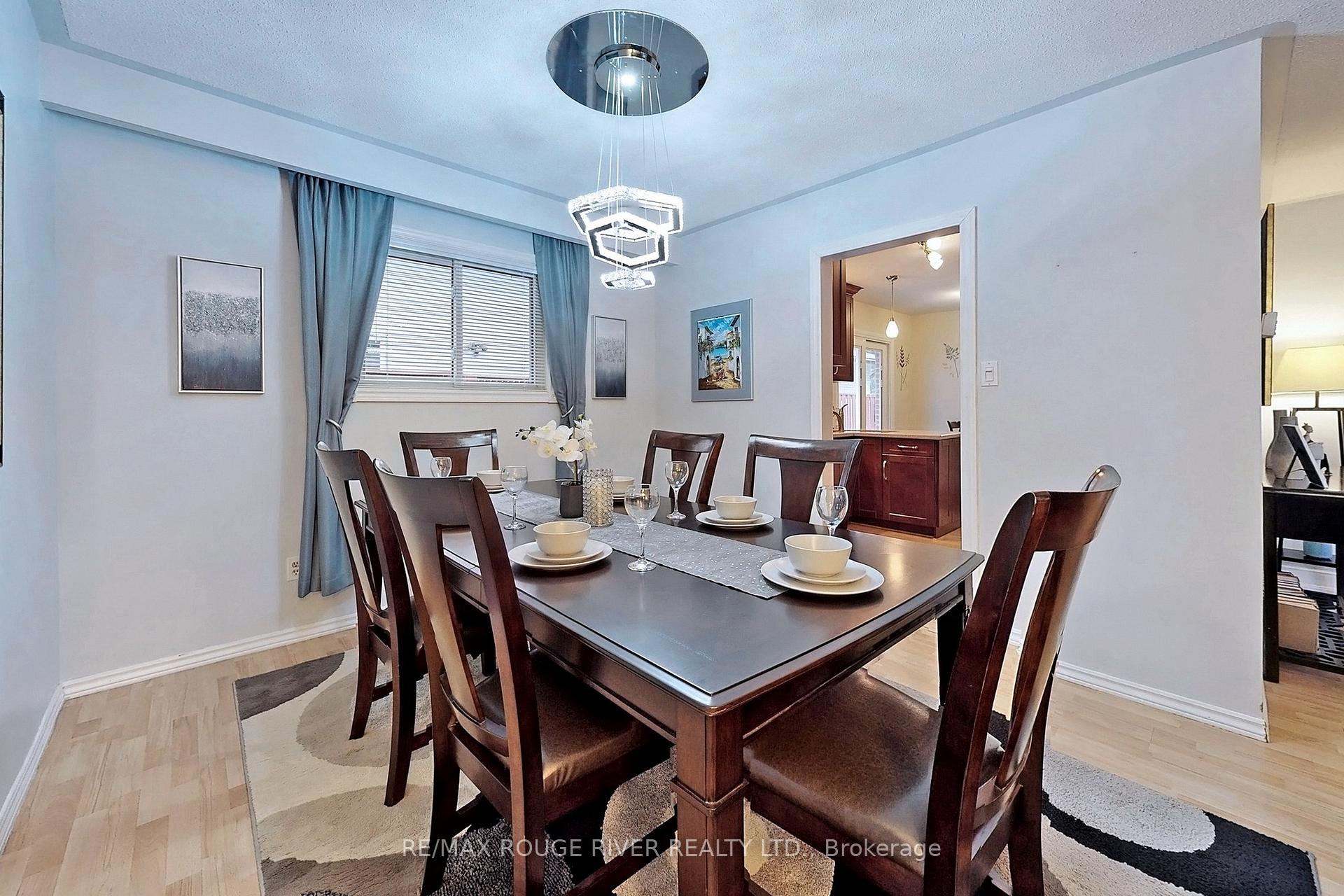 Photo 11 of 78 Clappison Boulevard, Scarborough, Centennial Scarborough — HOMEH