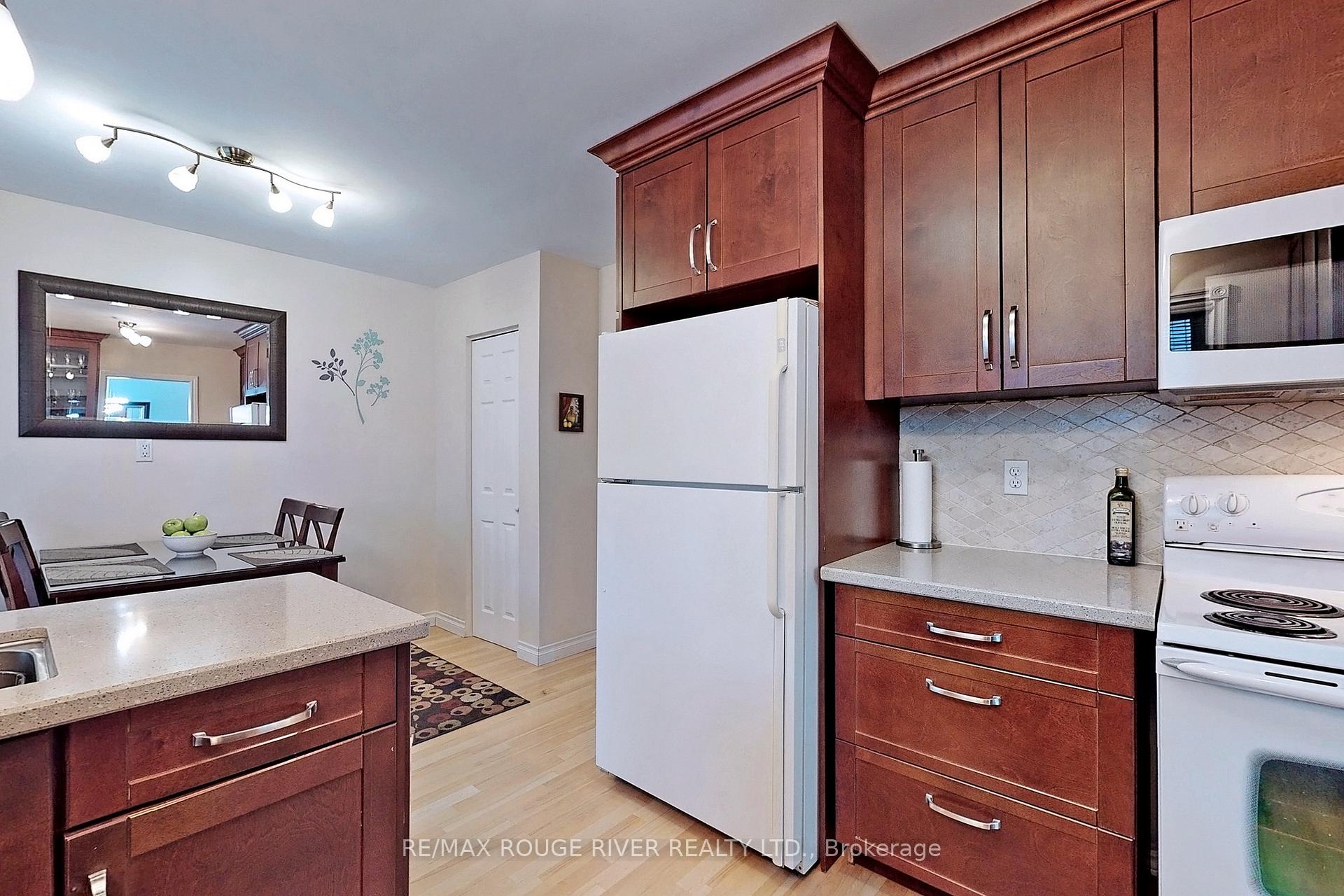 Photo 18 of 78 Clappison Boulevard, Scarborough, Centennial Scarborough — HOMEH