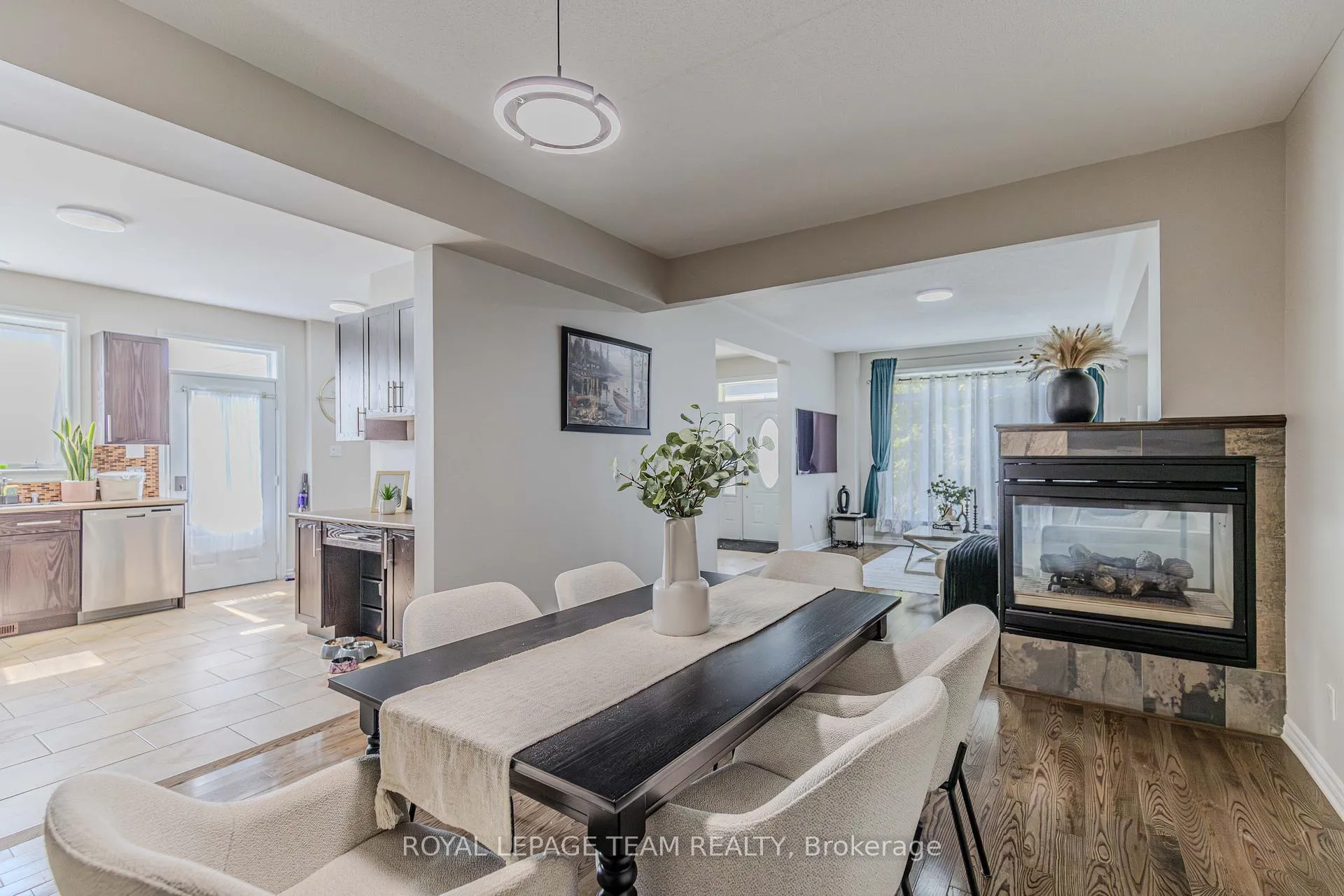 Photo 11 of 55 Emerald Pond Private, Ottawa, Blossom Park/Kemp Park/Findlay Creek — HOMEH