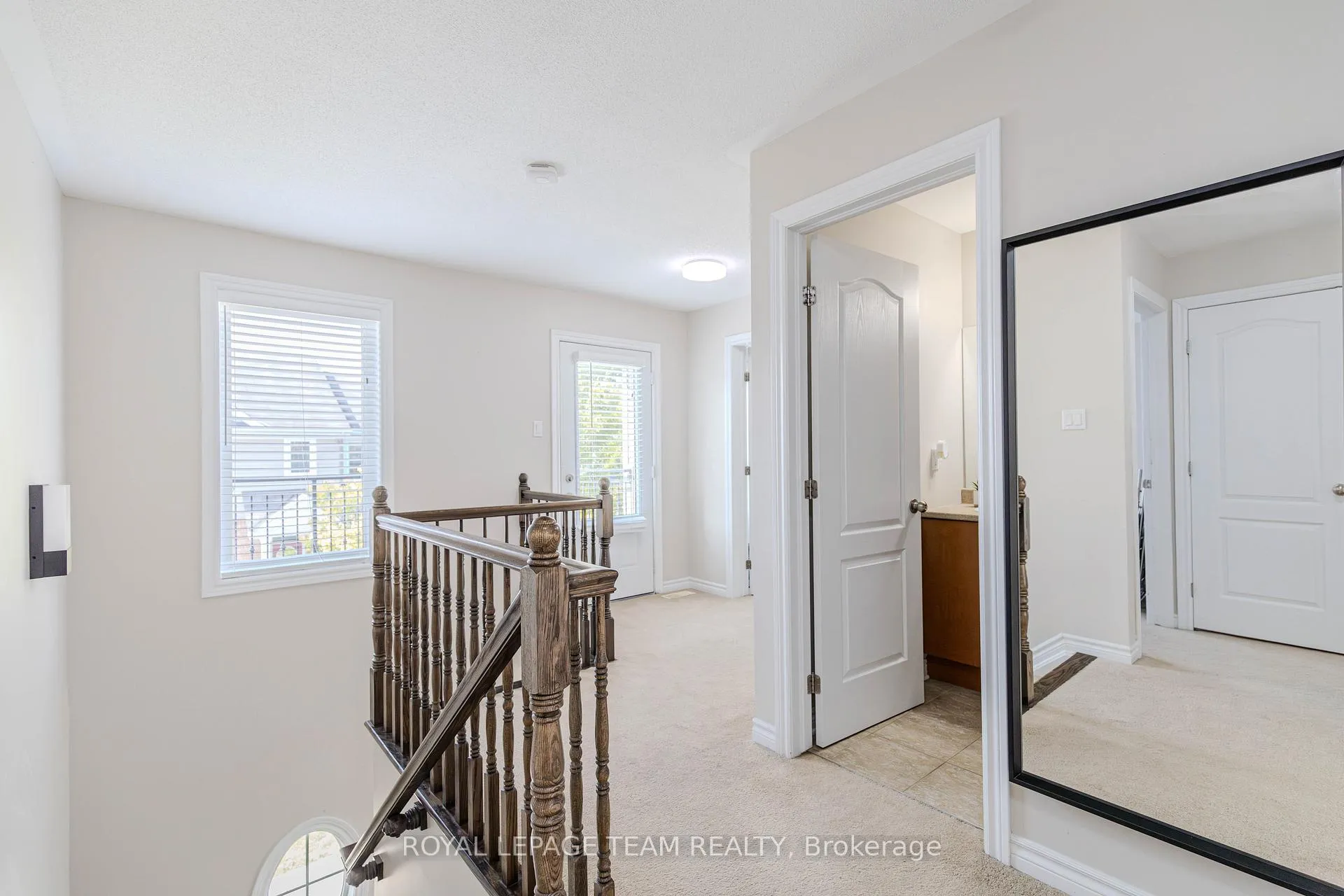 Photo 15 of 55 Emerald Pond Private, Ottawa, Blossom Park/Kemp Park/Findlay Creek — HOMEH