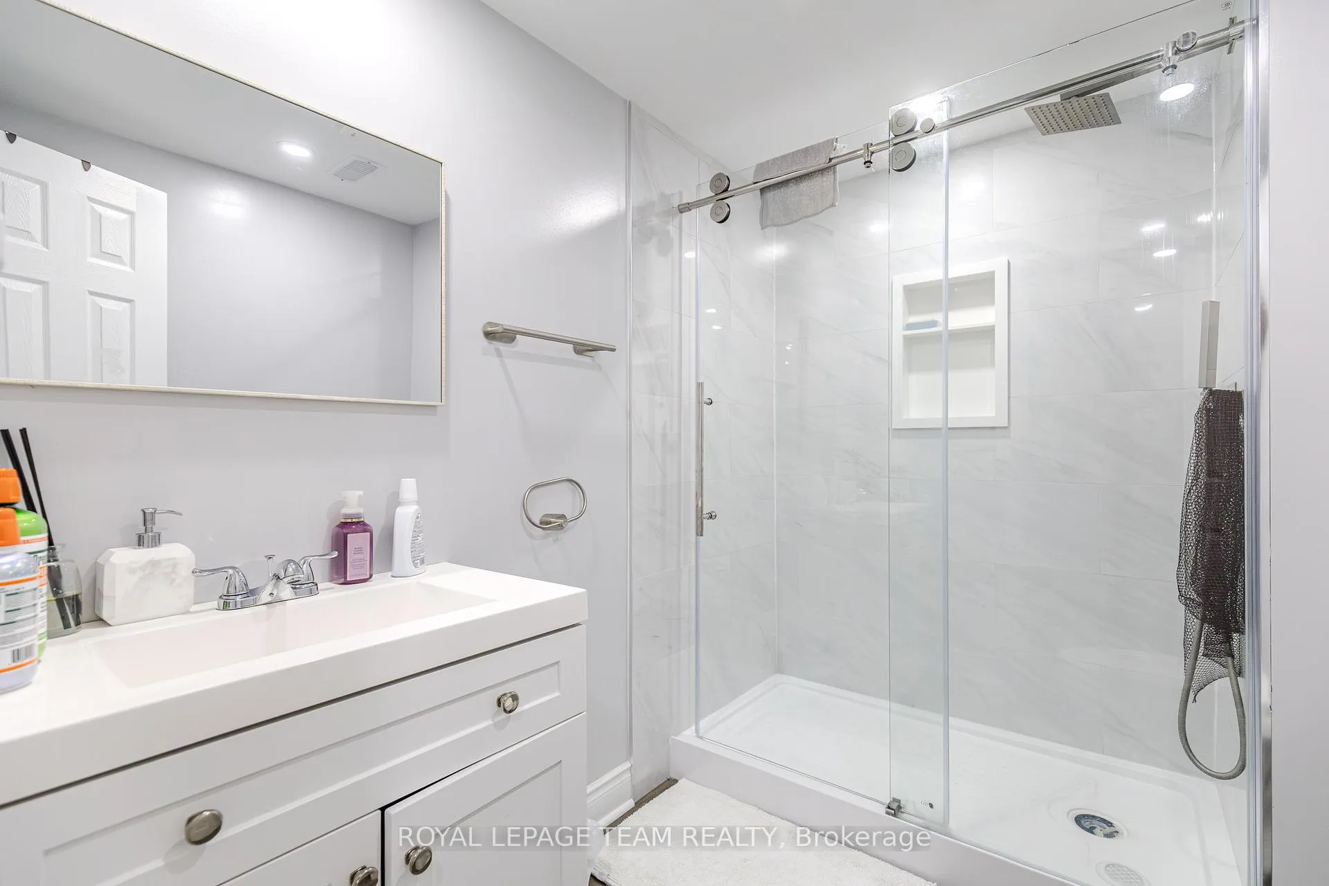 Photo 32 of 55 Emerald Pond Private, Ottawa, Blossom Park/Kemp Park/Findlay Creek — HOMEH