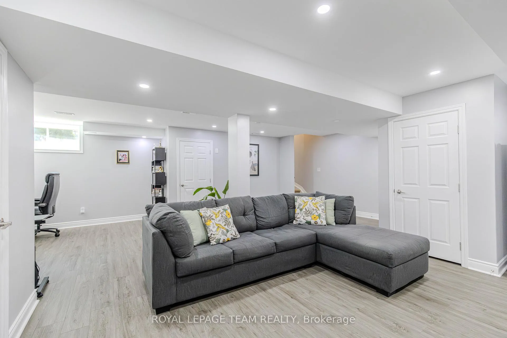 Photo 33 of 55 Emerald Pond Private, Ottawa, Blossom Park/Kemp Park/Findlay Creek — HOMEH