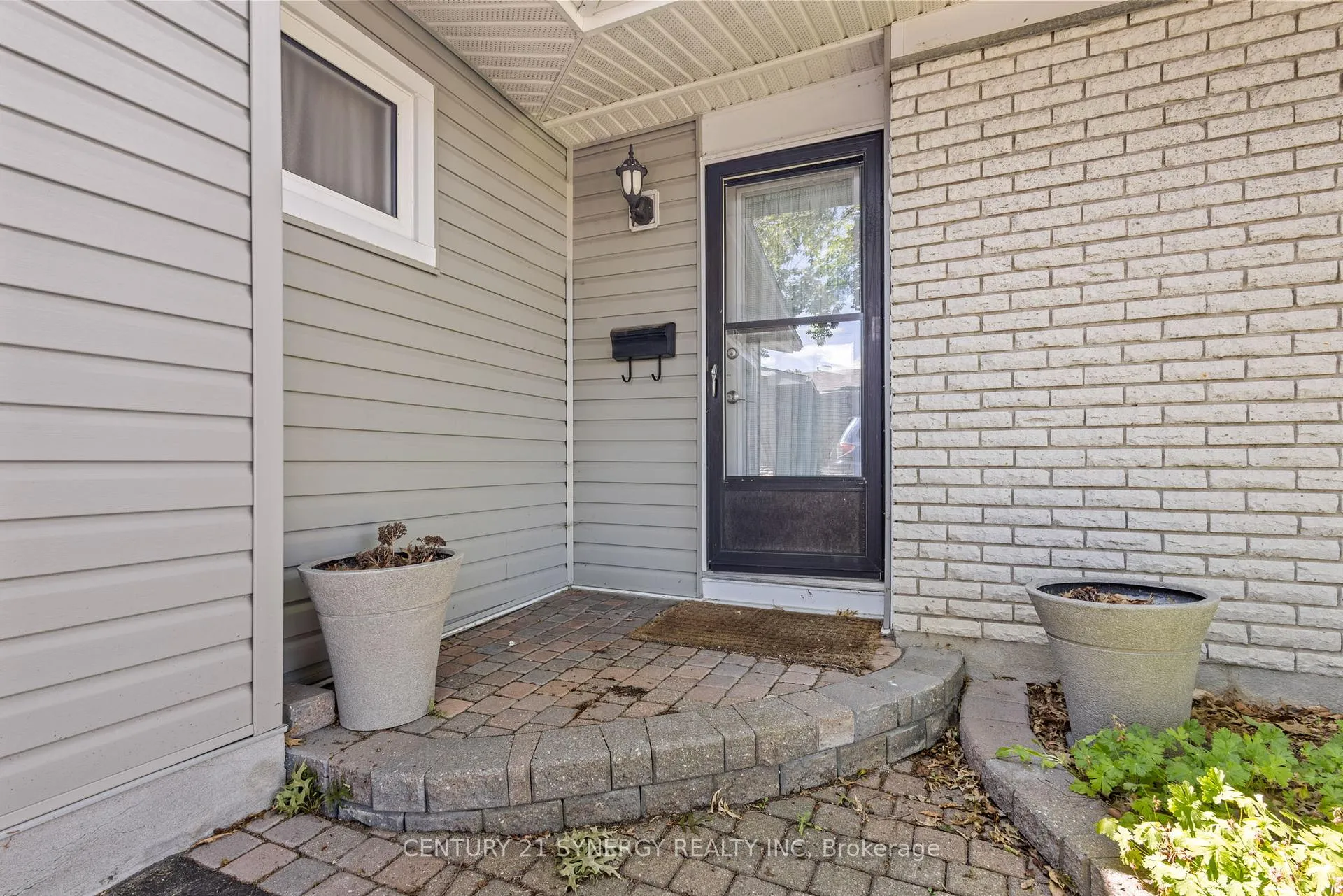 Photo 8 of 2018 Deerhurst Court, Ottawa, Beacon Hill North — HOMEH