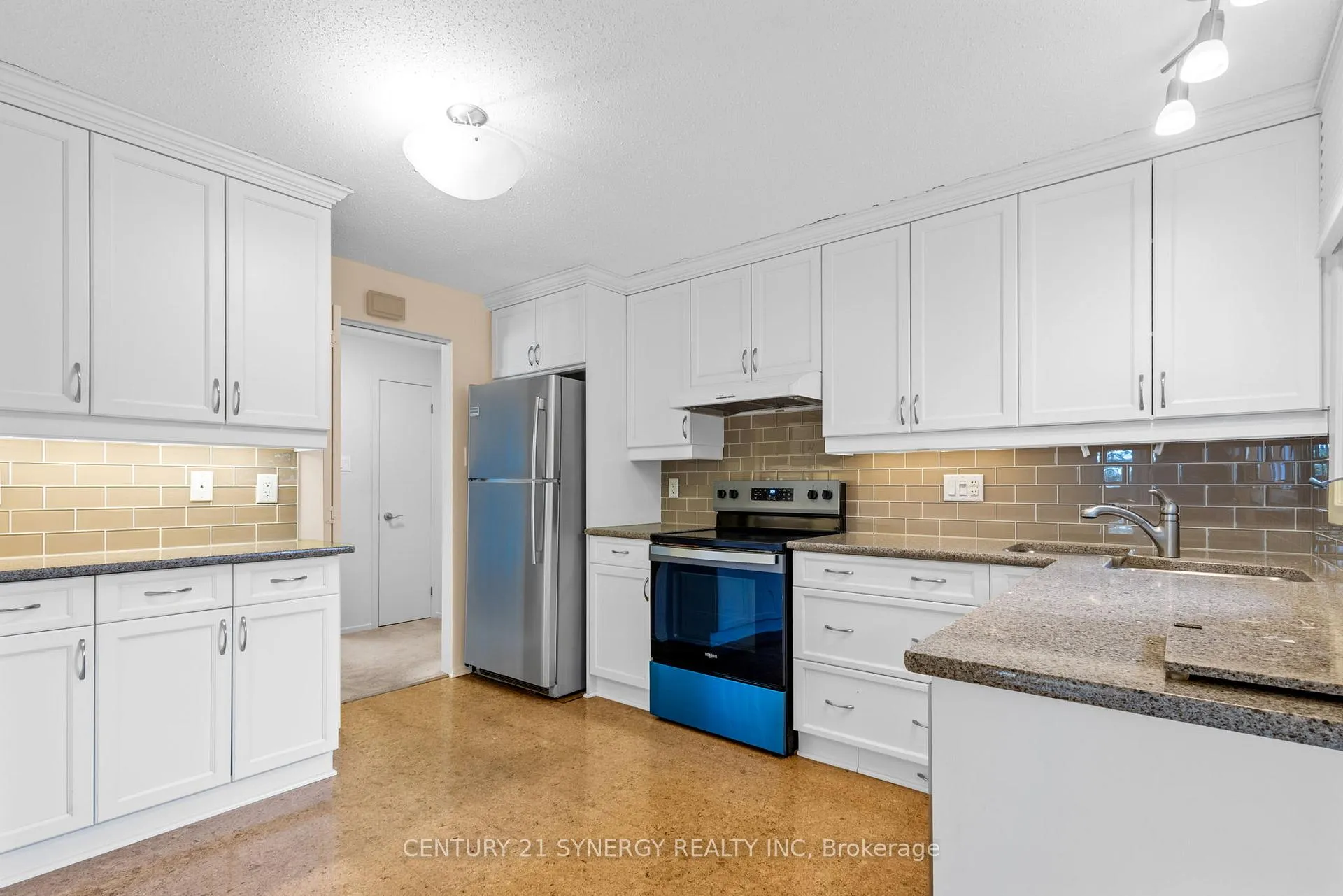 Photo 36 of 2018 Deerhurst Court, Ottawa, Beacon Hill North — HOMEH