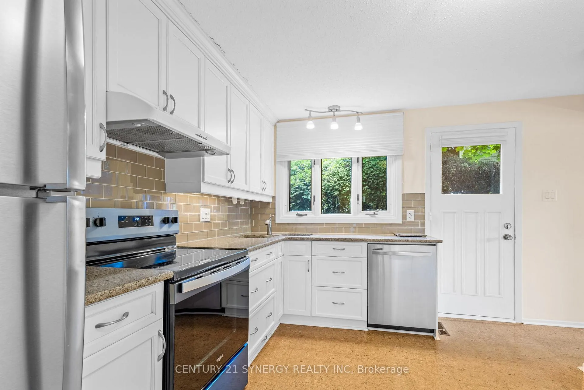 Photo 38 of 2018 Deerhurst Court, Ottawa, Beacon Hill North — HOMEH