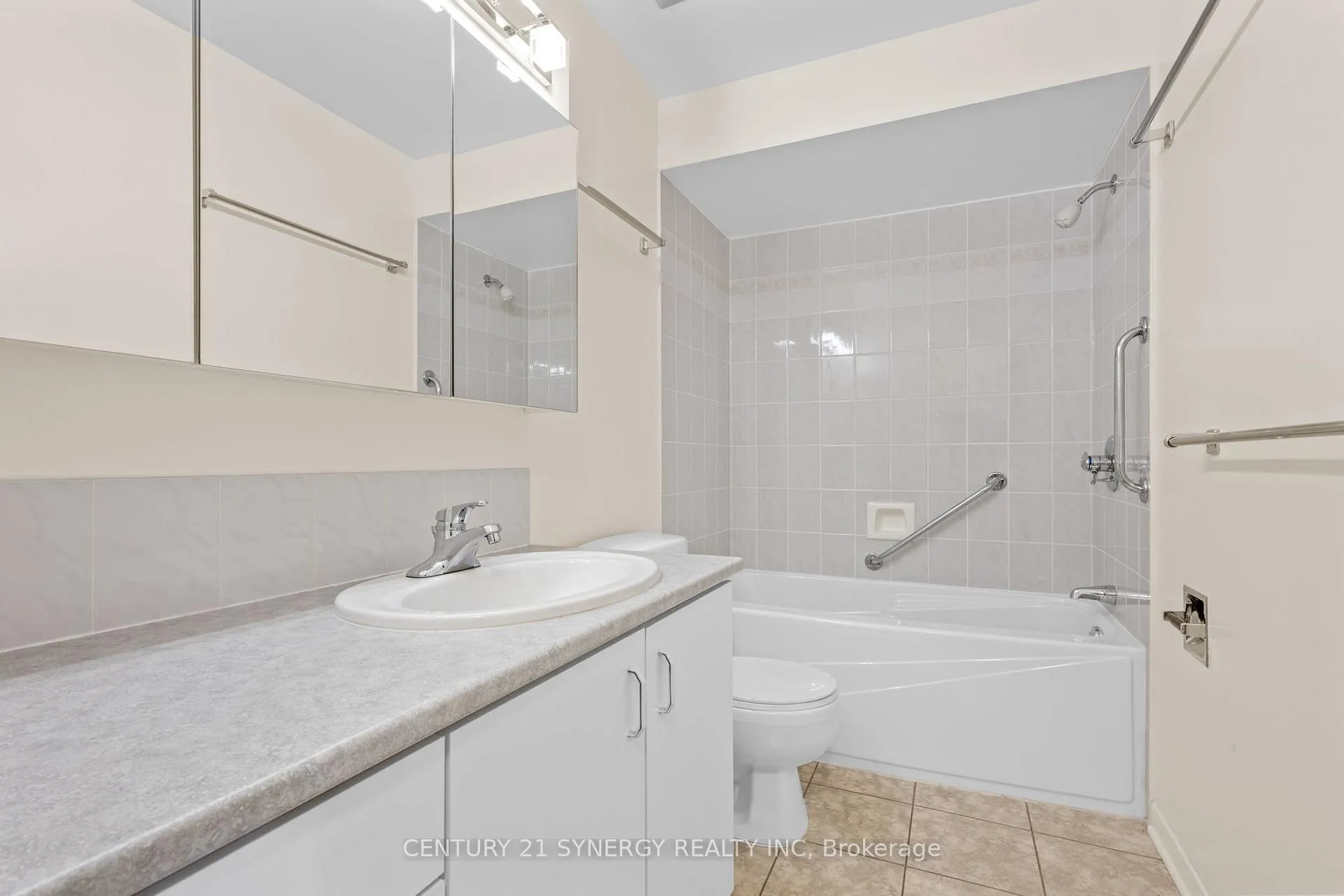 Photo 54 of 2018 Deerhurst Court, Ottawa, Beacon Hill North — HOMEH