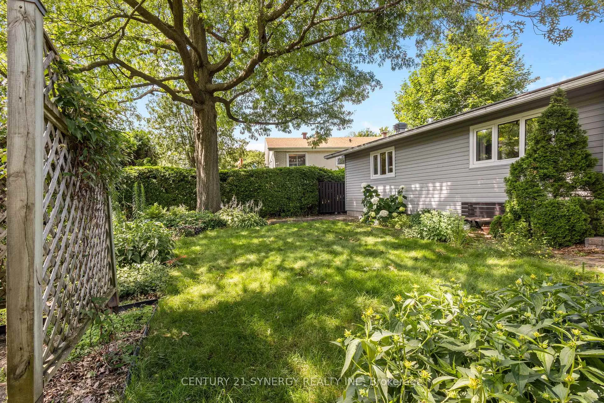 Photo 123 of 2018 Deerhurst Court, Ottawa, Beacon Hill North — HOMEH