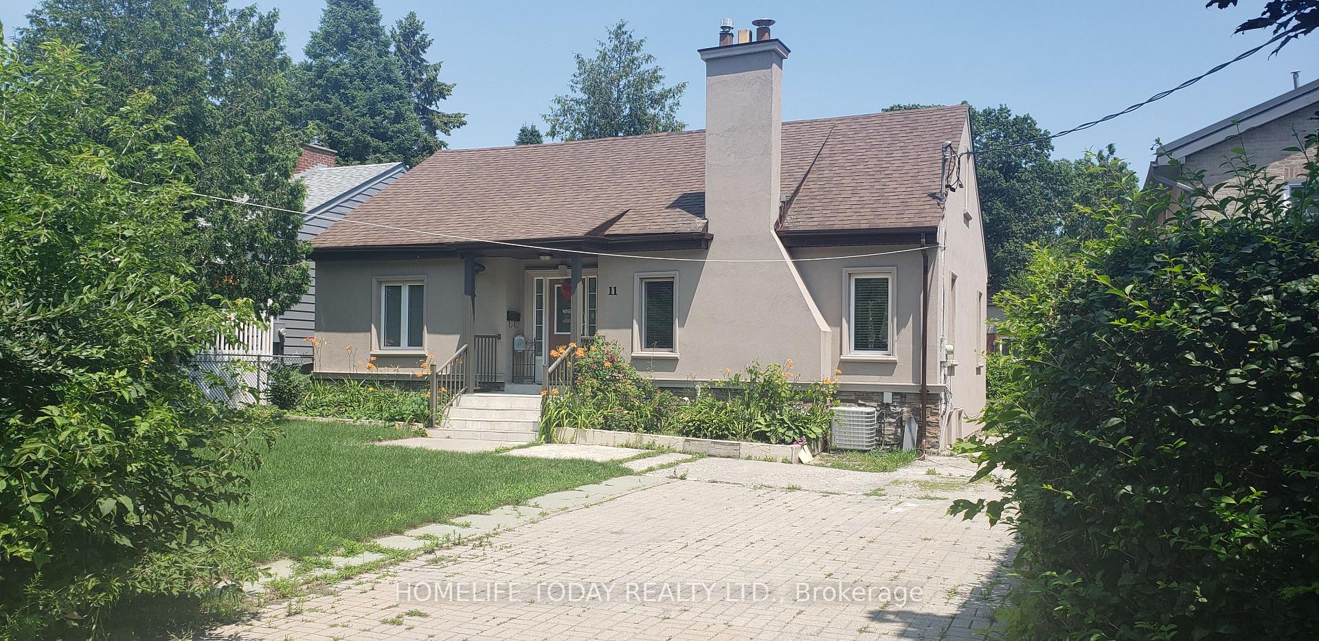 Front of Unit Bsmt, 11 Flerimac Road