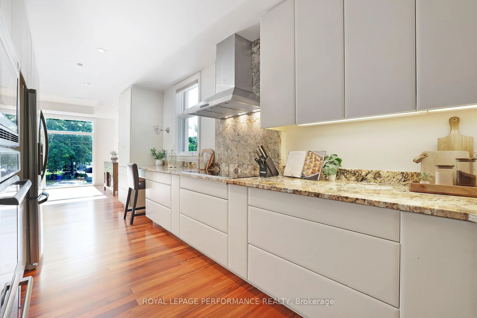 Photo 32 of 2029 Cabot Street, Ottawa, Faircrest Heights — HOMEH