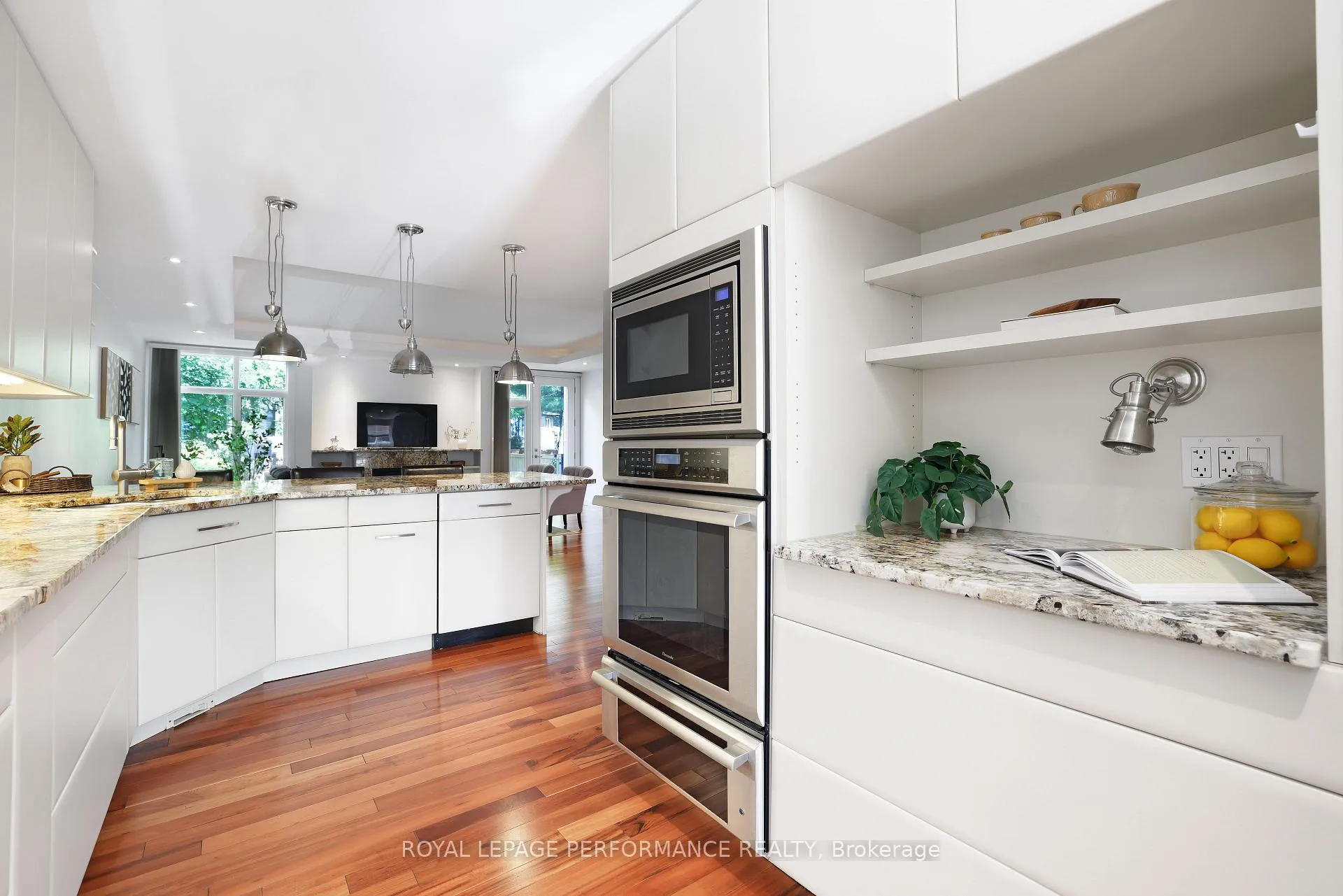 Photo 38 of 2029 Cabot Street, Ottawa, Faircrest Heights — HOMEH