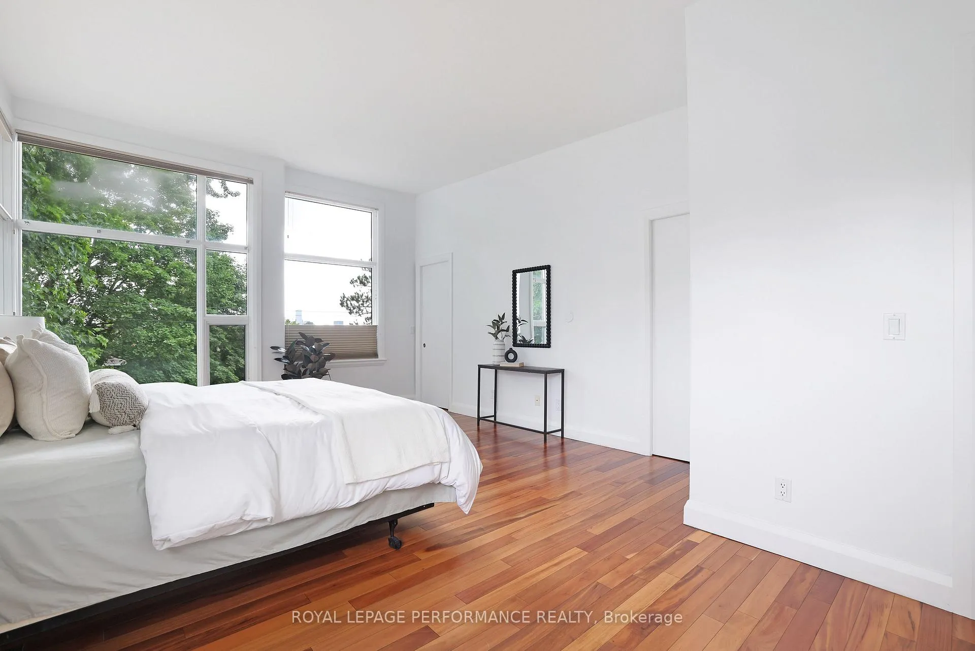 Photo 42 of 2029 Cabot Street, Ottawa, Faircrest Heights — HOMEH
