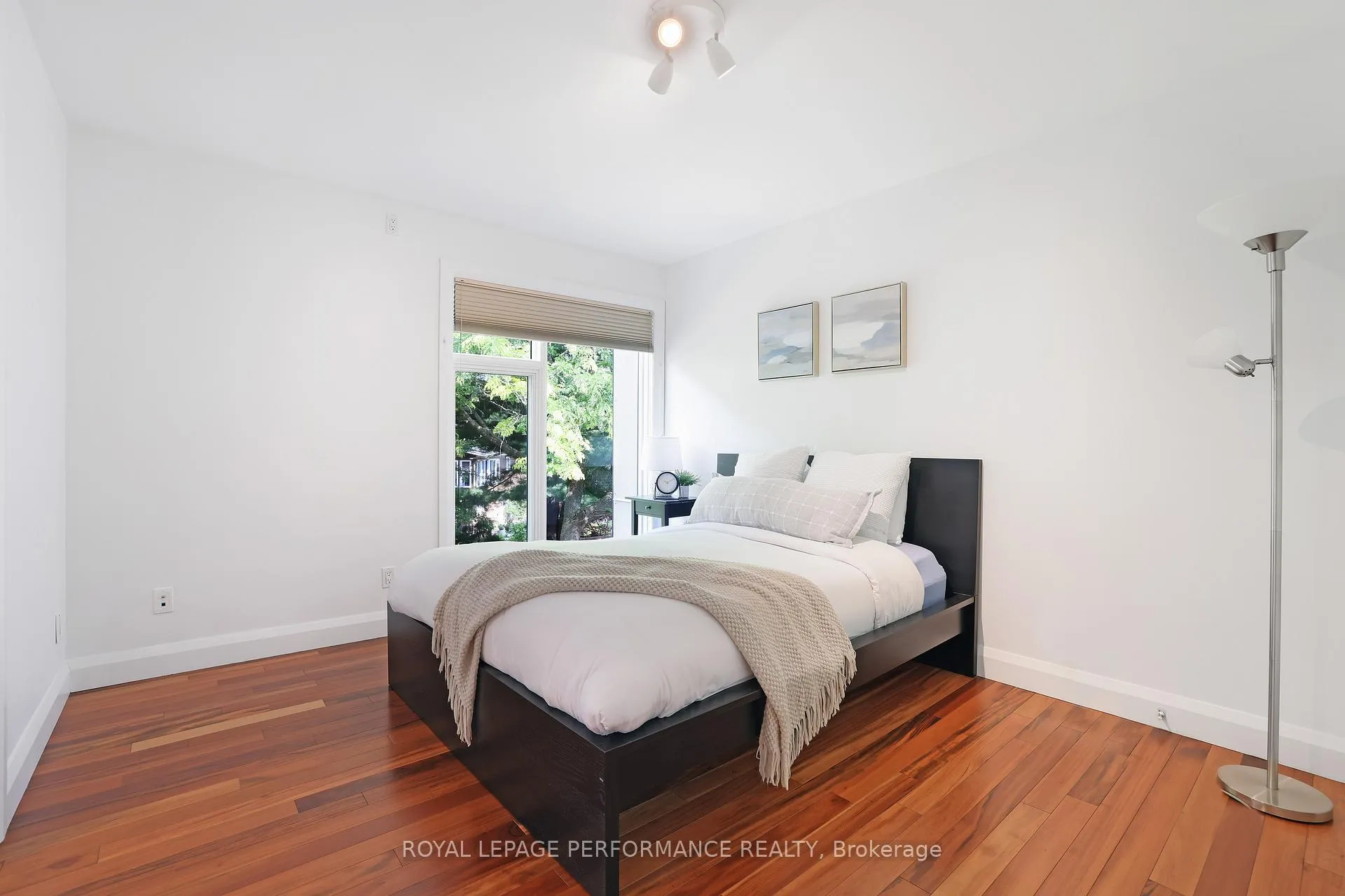 Photo 54 of 2029 Cabot Street, Ottawa, Faircrest Heights — HOMEH