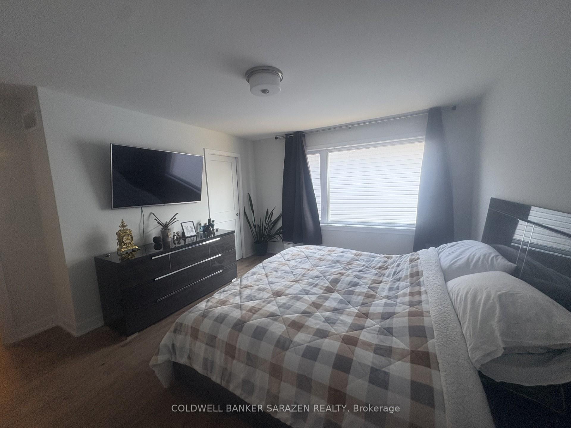 Photo 10 of 136 Thomas Street S, Arnprior — HOMEH