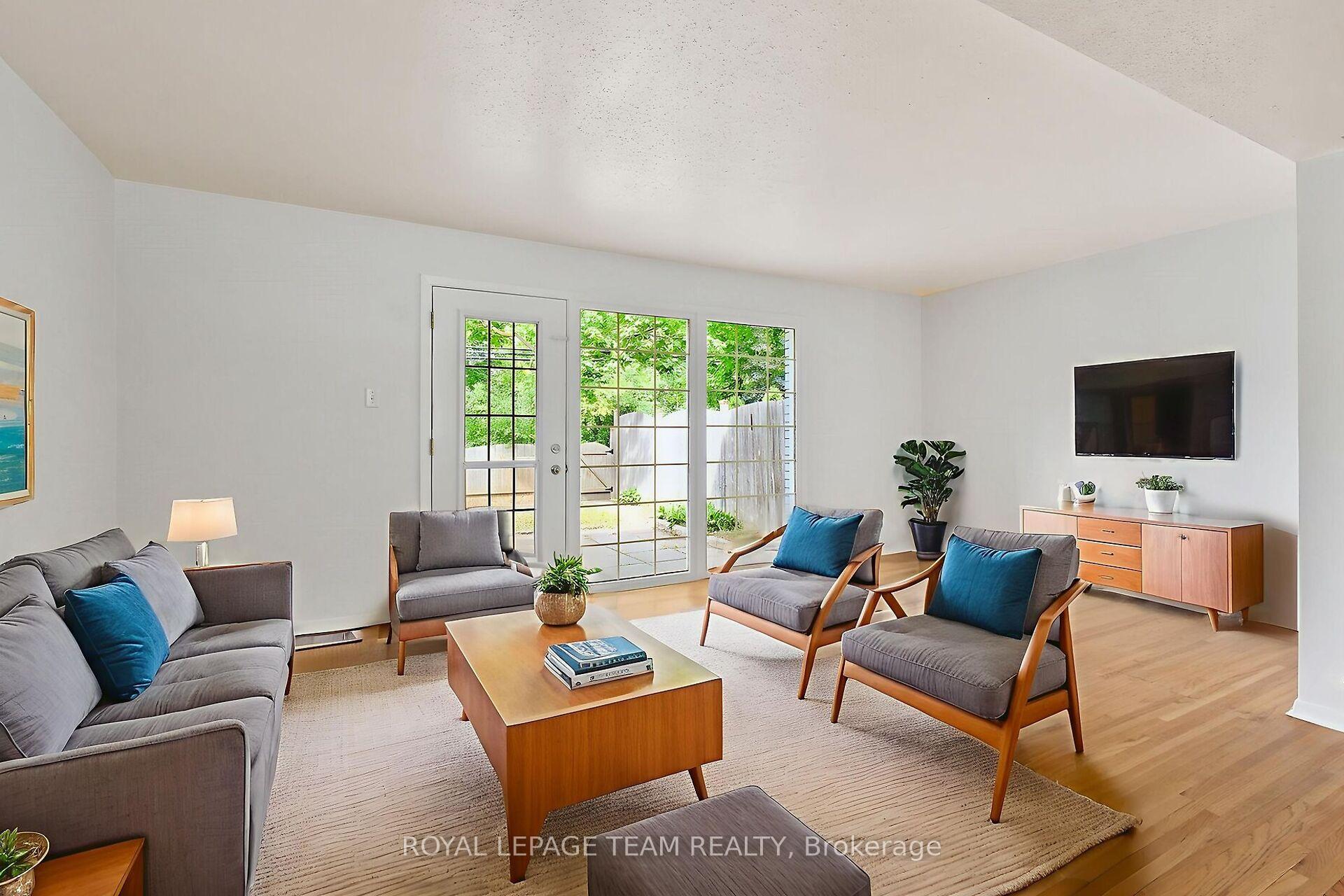 Photo 6 of 803 Provost Drive, Ottawa, Riverside Park South — HOMEH