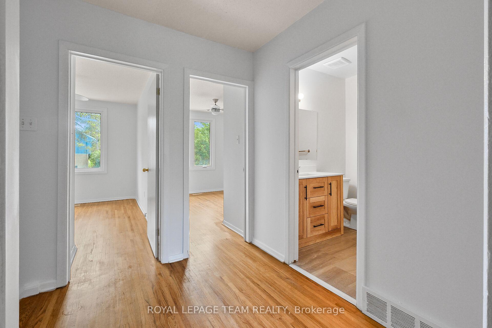 Photo 18 of 803 Provost Drive, Ottawa, Riverside Park South — HOMEH