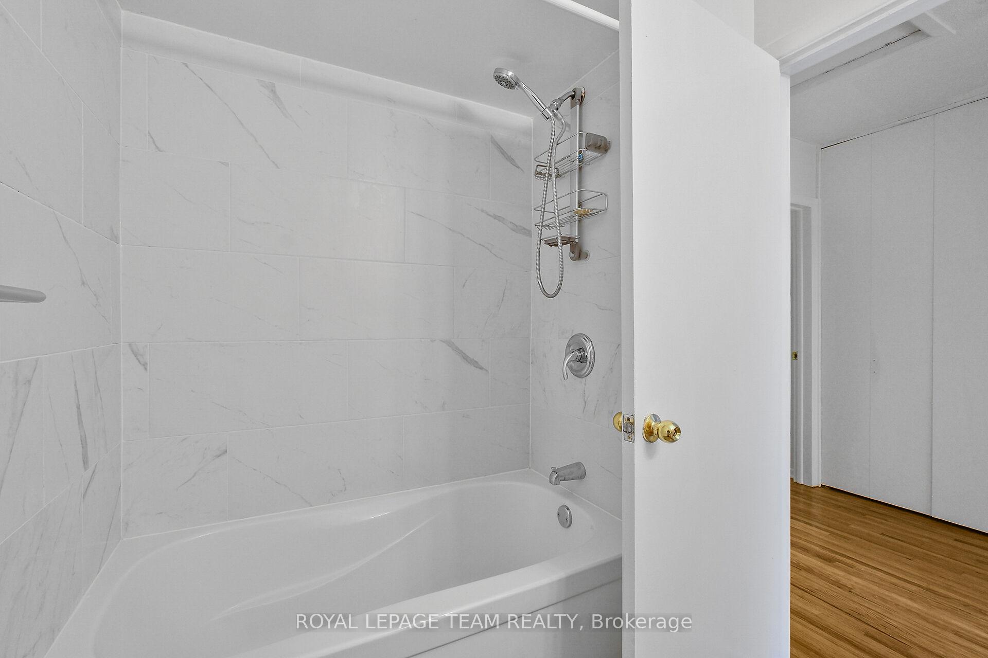 Photo 28 of 803 Provost Drive, Ottawa, Riverside Park South — HOMEH