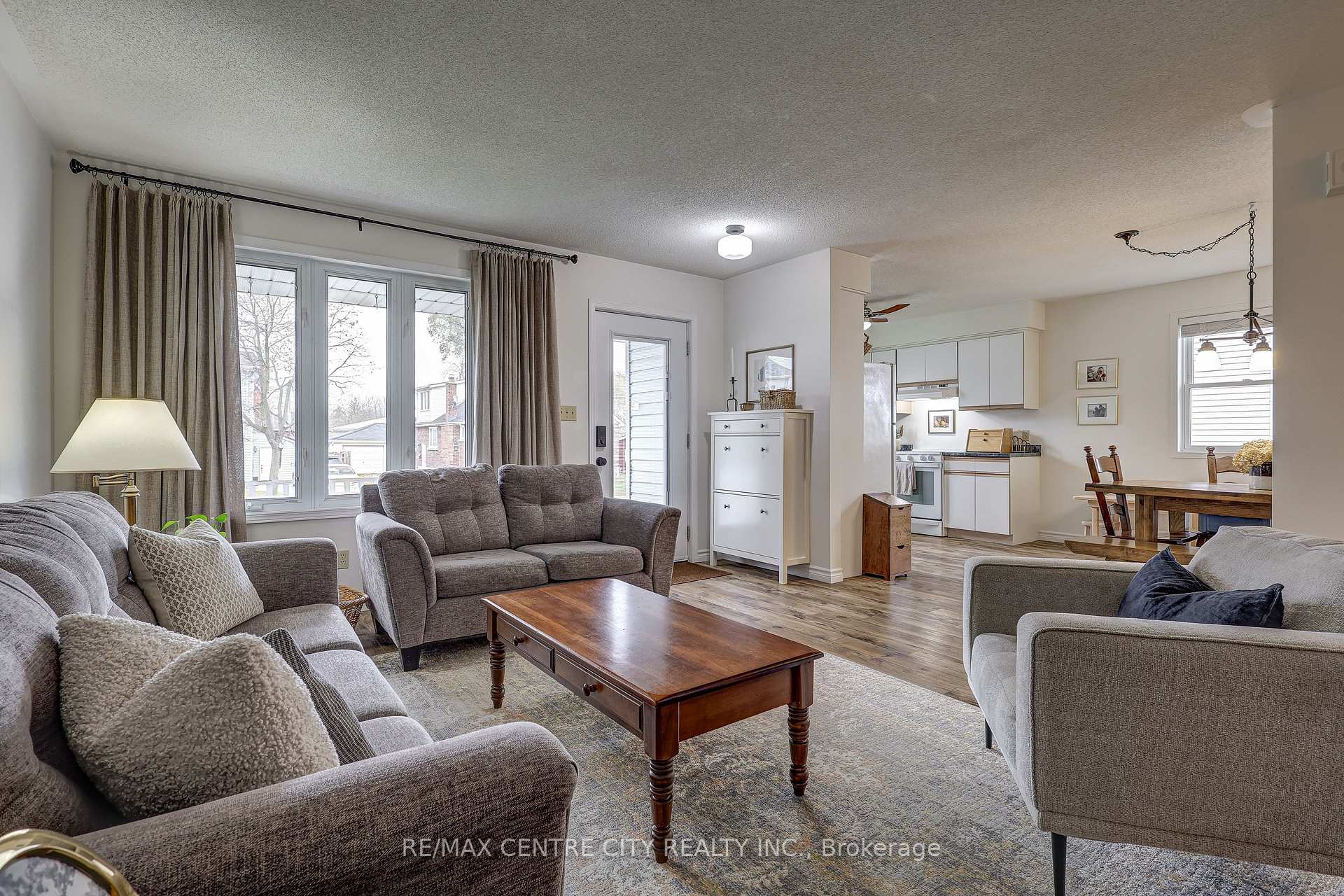 Photo 4 of 10 Cedar Street, Aylmer — HOMEH