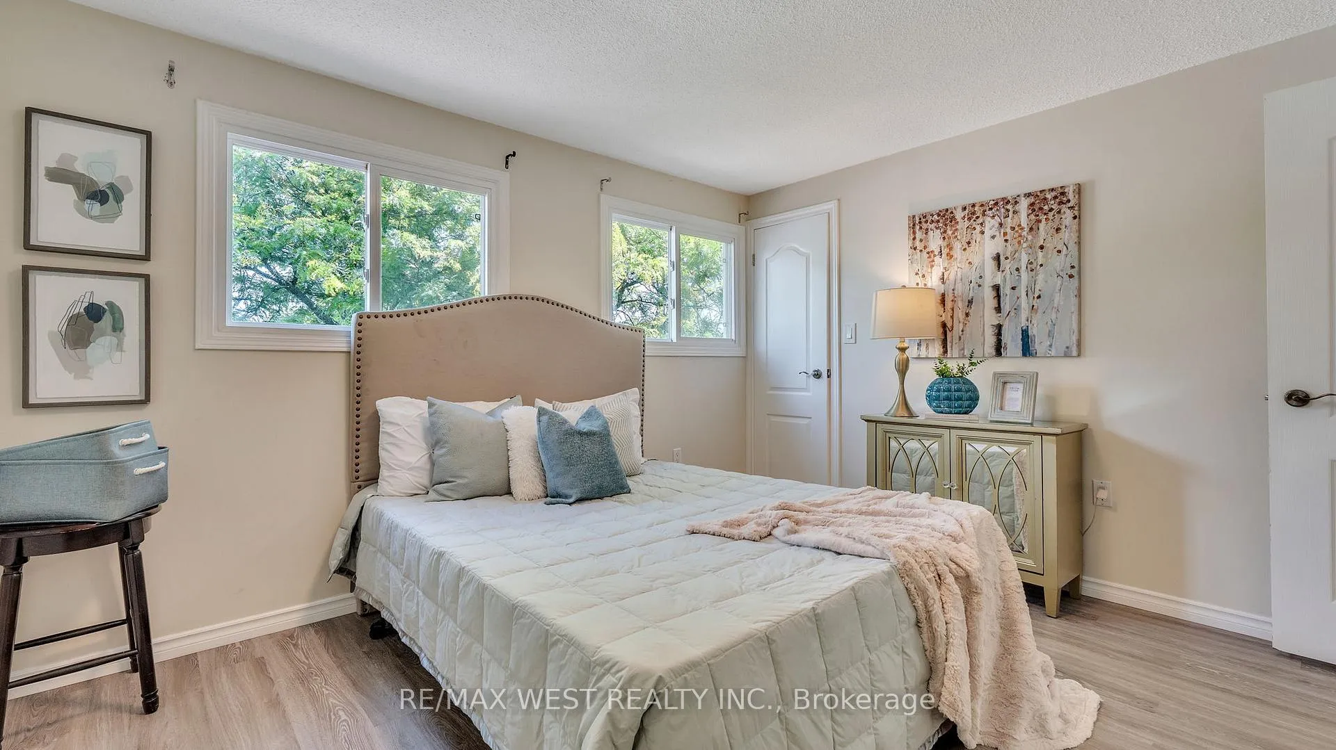 Photo 23 of 67 Corbett Drive, Barrie, Grove East — HOMEH