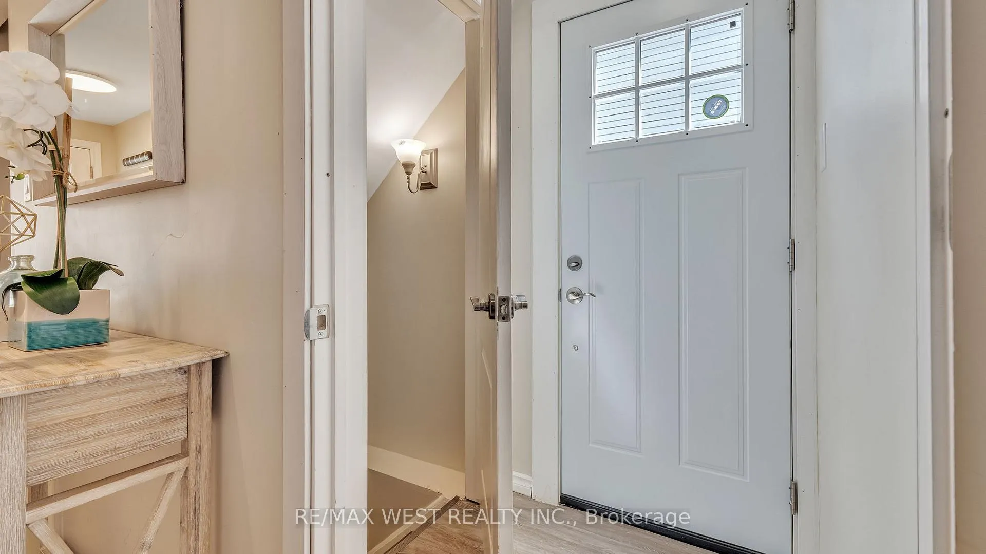 Photo 33 of 67 Corbett Drive, Barrie, Grove East — HOMEH