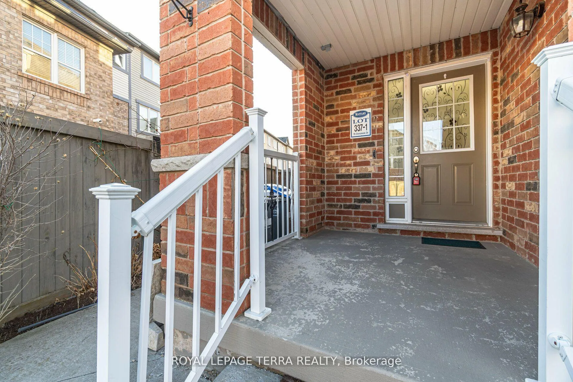 Photo 3 of 78 Donomore Drive, Brampton, Northwest Brampton — HOMEH