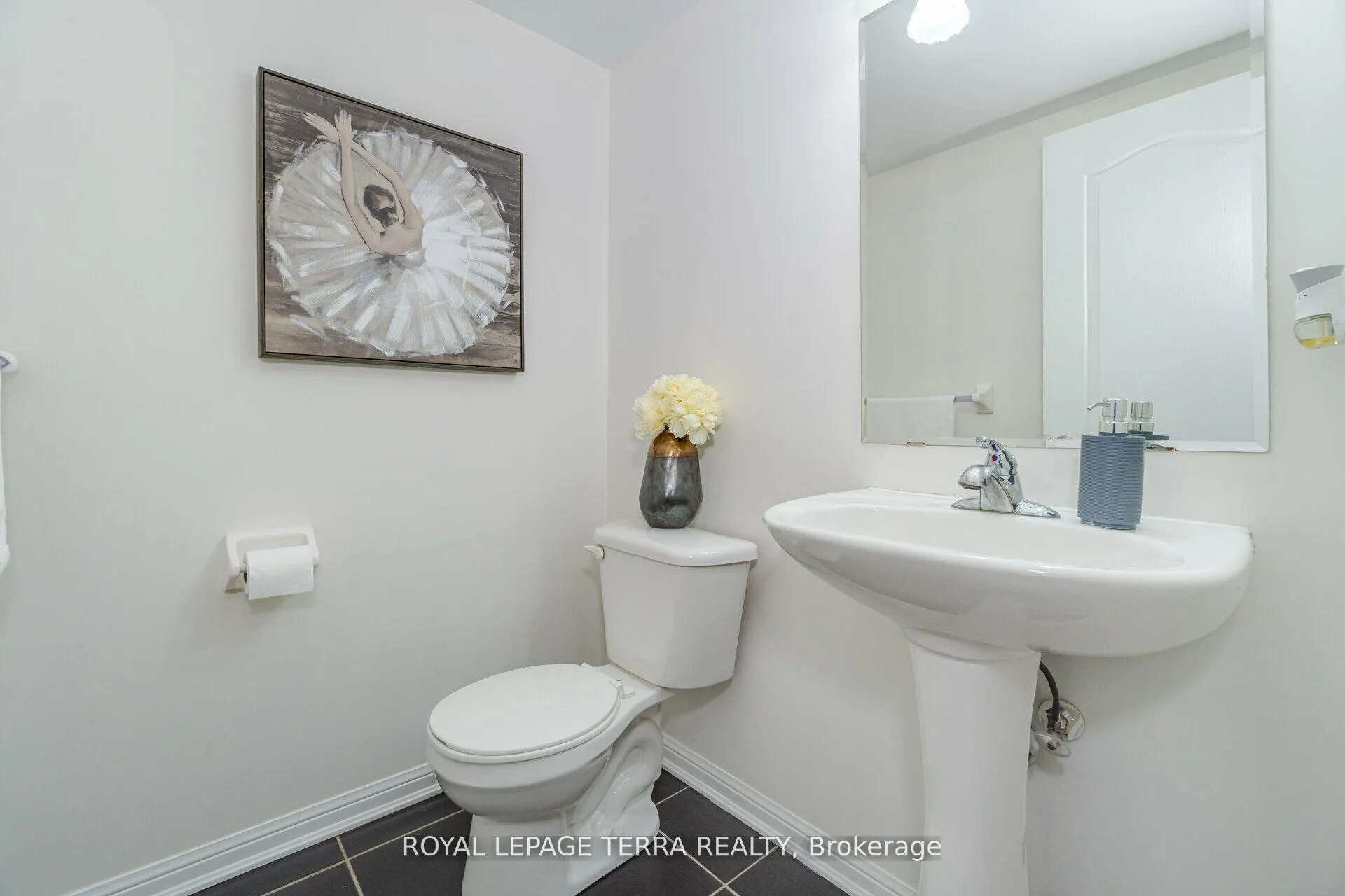 Photo 17 of 78 Donomore Drive, Brampton, Northwest Brampton — HOMEH