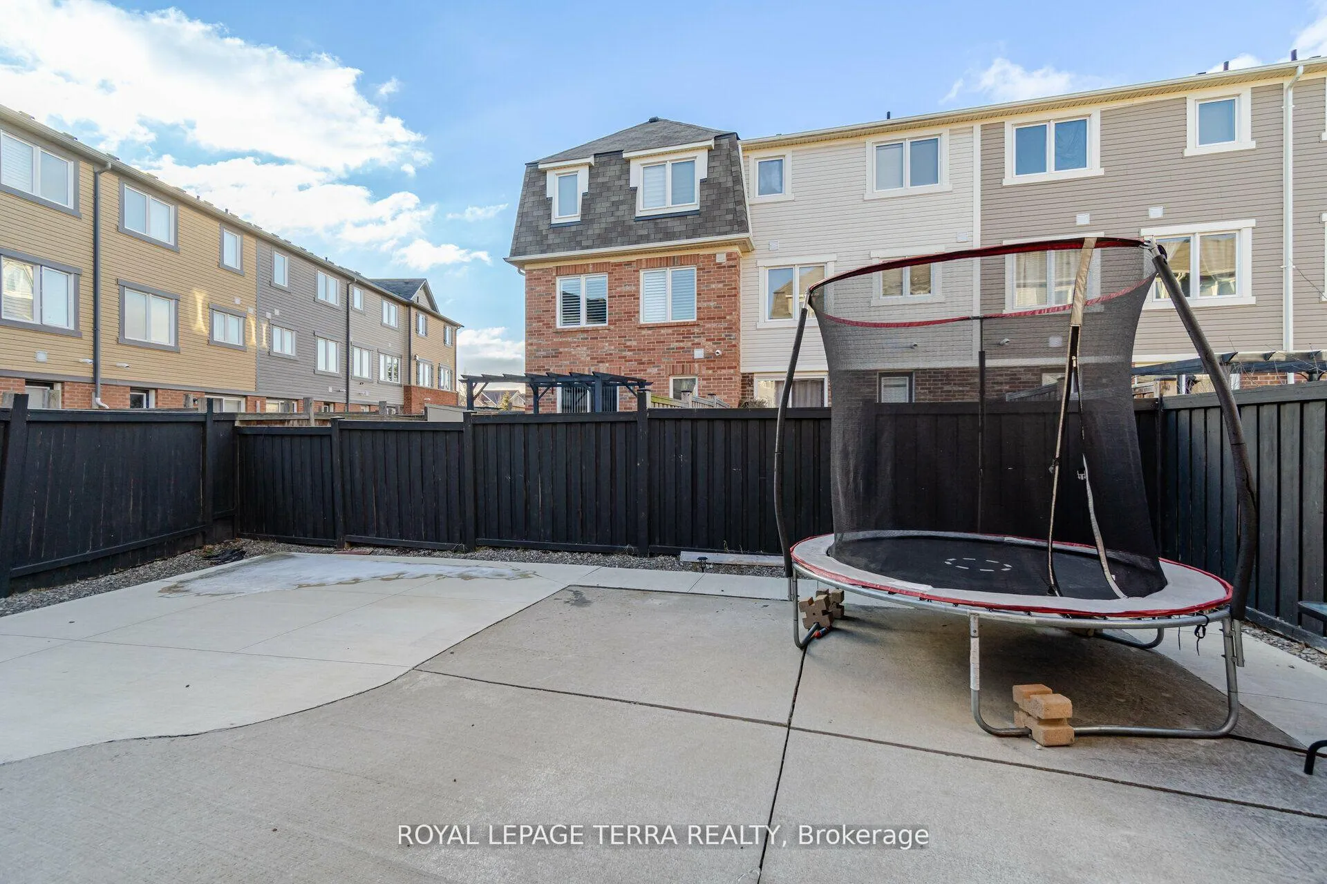 Photo 35 of 78 Donomore Drive, Brampton, Northwest Brampton — HOMEH
