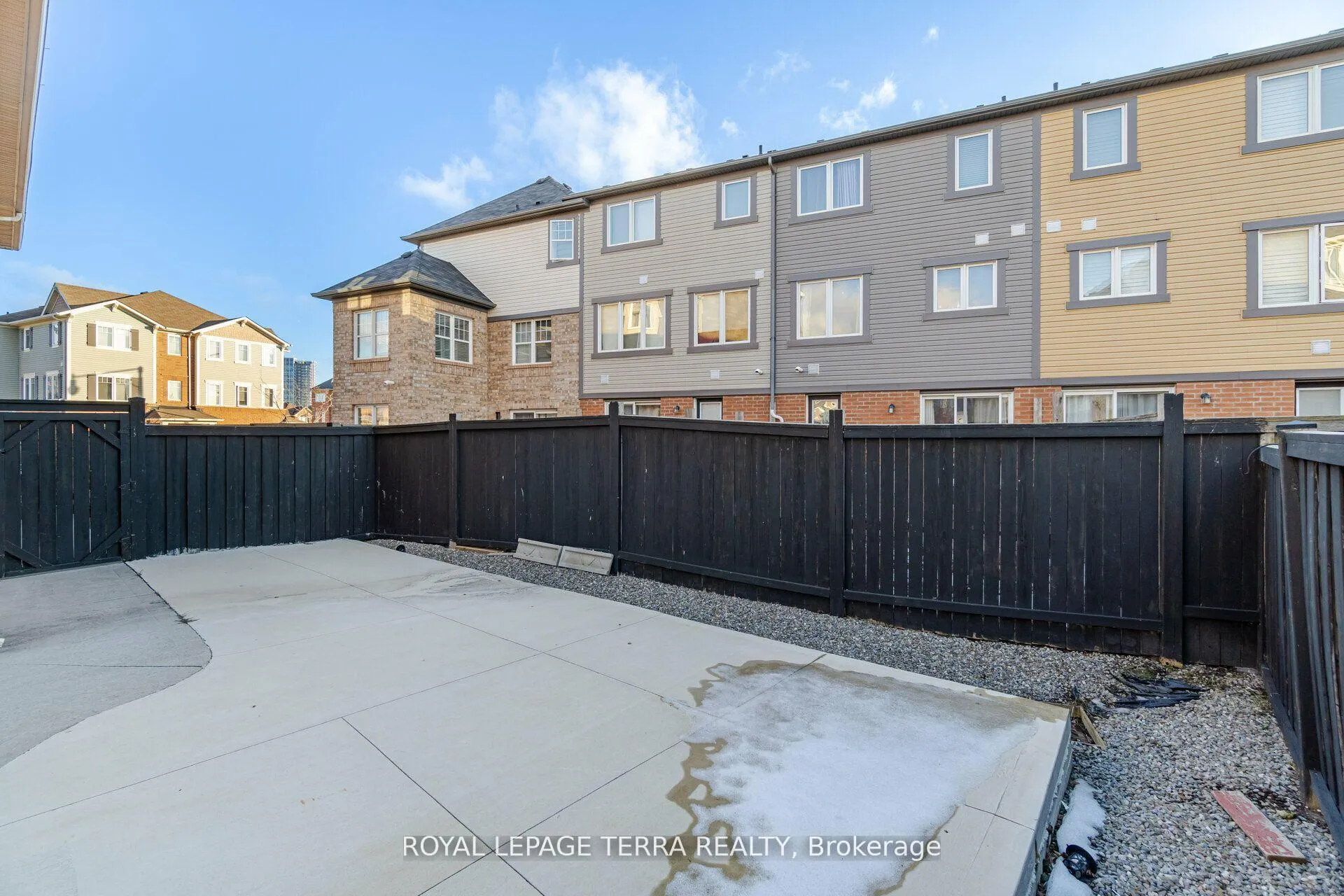 Photo 37 of 78 Donomore Drive, Brampton, Northwest Brampton — HOMEH
