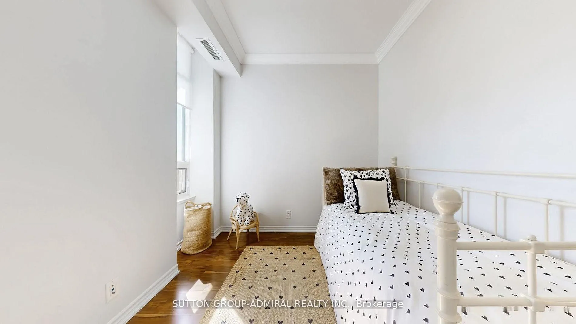 Photo 28 of Unit 511, 9235 Jane Street, Vaughan, Maple — HOMEH