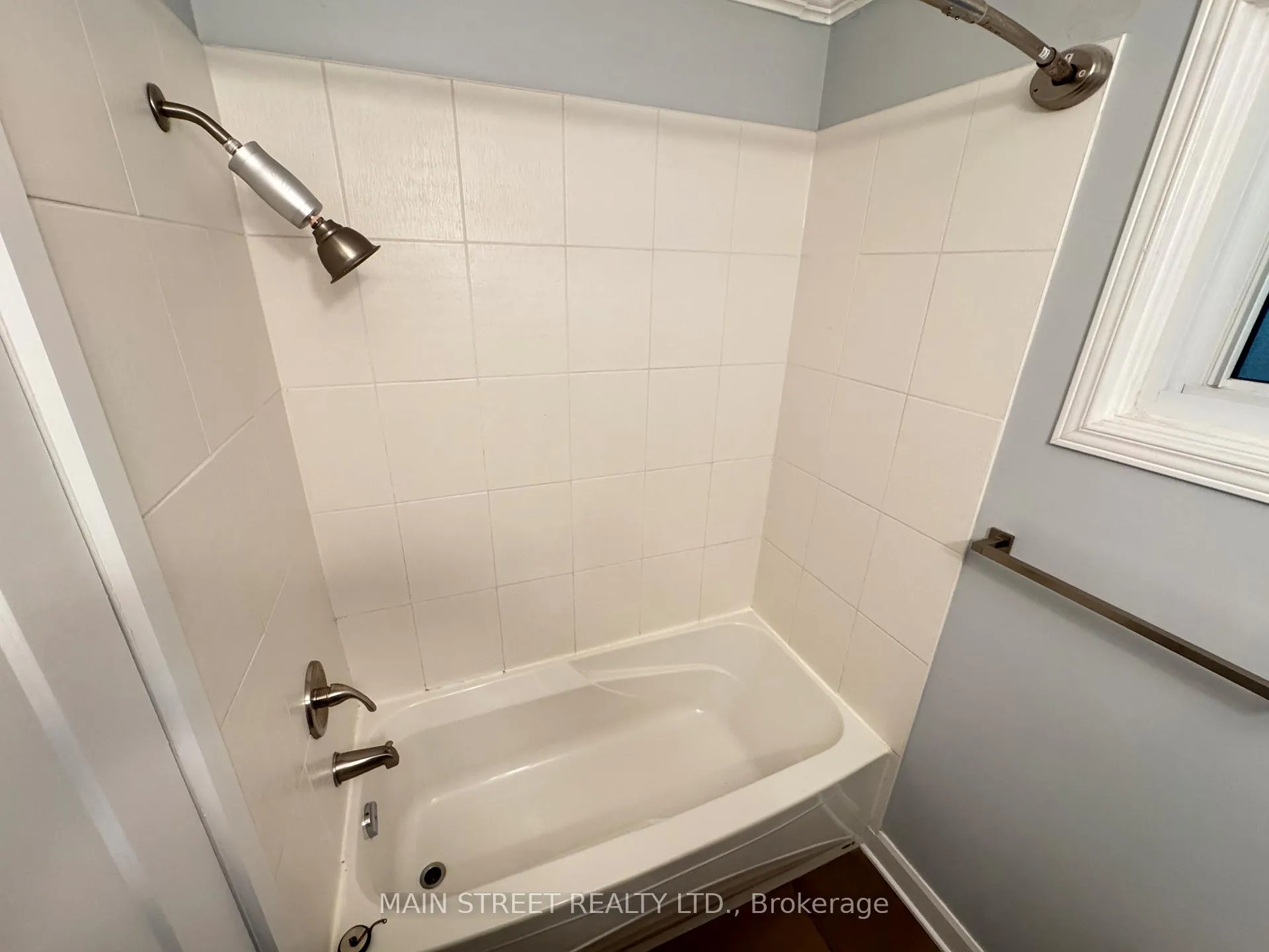 Photo 13 of 57 Dunning Avenue, Aurora, Aurora Village — HOMEH