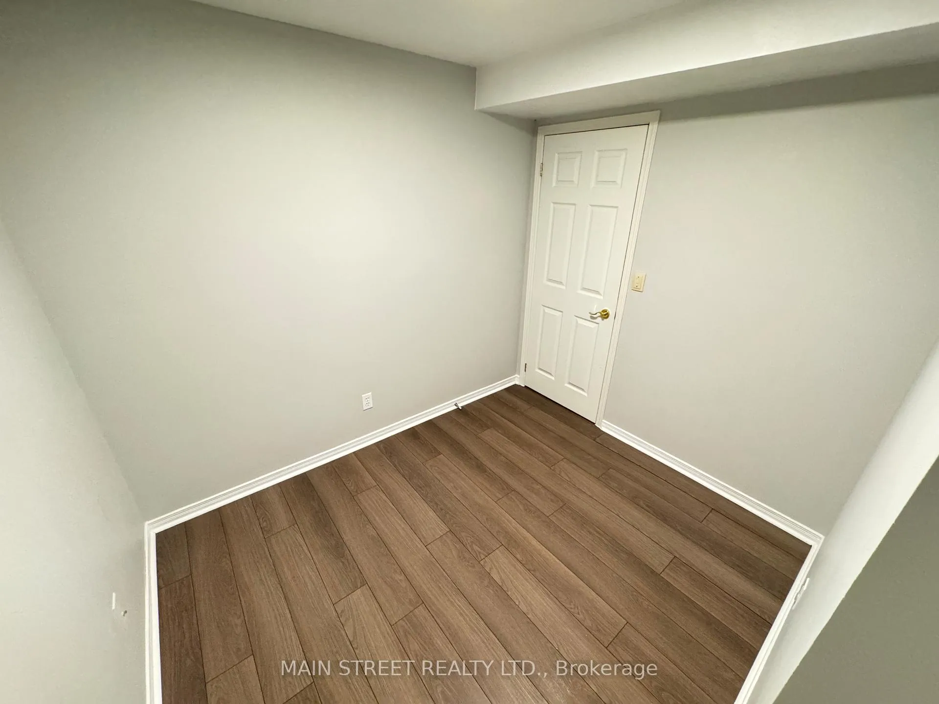 Photo 20 of 57 Dunning Avenue, Aurora, Aurora Village — HOMEH