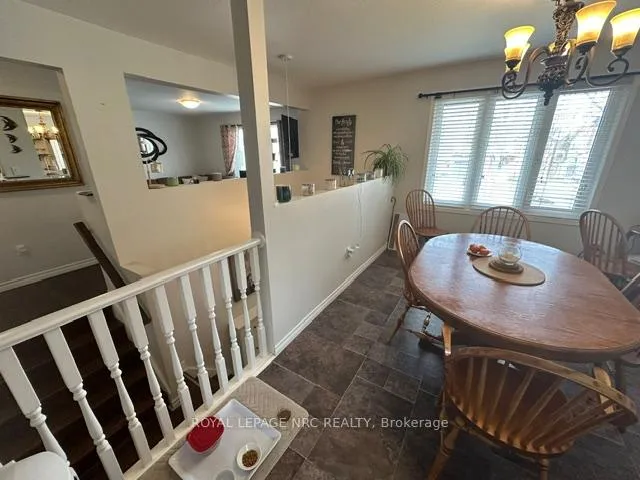 Photo 7 of 7712 Charnwood Avenue, Niagara Falls, West Wood — HOMEH