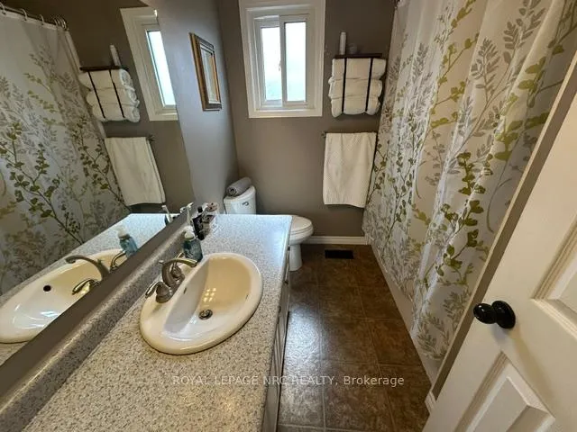 Photo 14 of 7712 Charnwood Avenue, Niagara Falls, West Wood — HOMEH