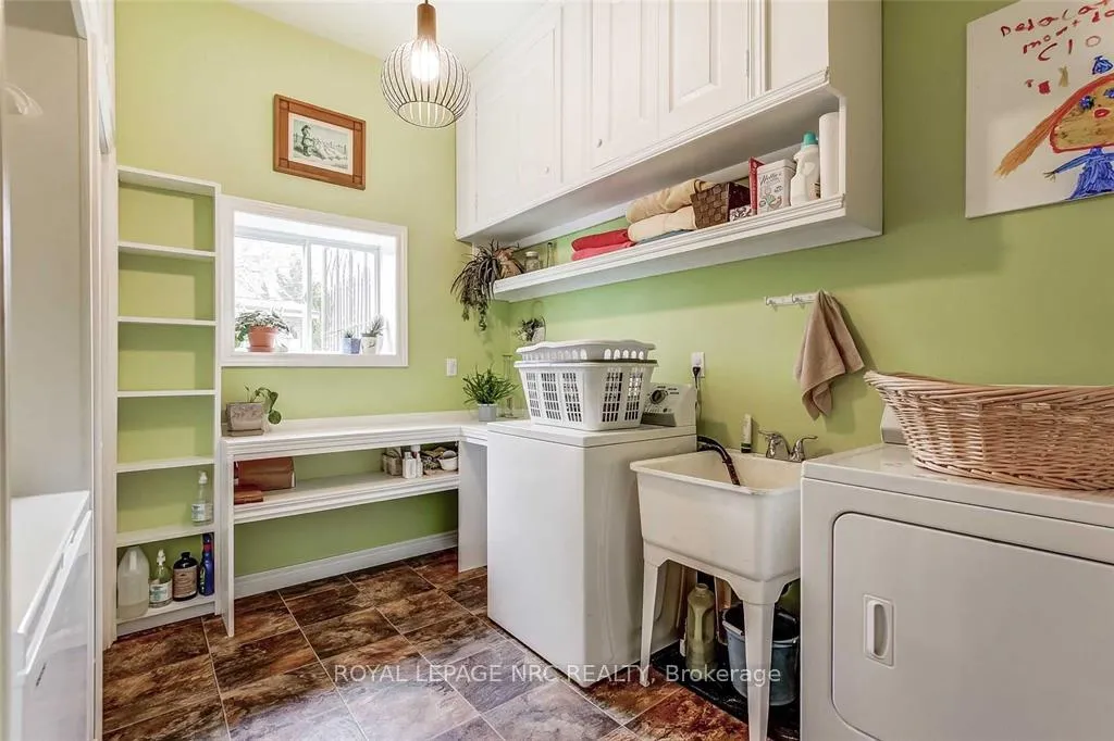 Photo 22 of 7712 Charnwood Avenue, Niagara Falls, West Wood — HOMEH