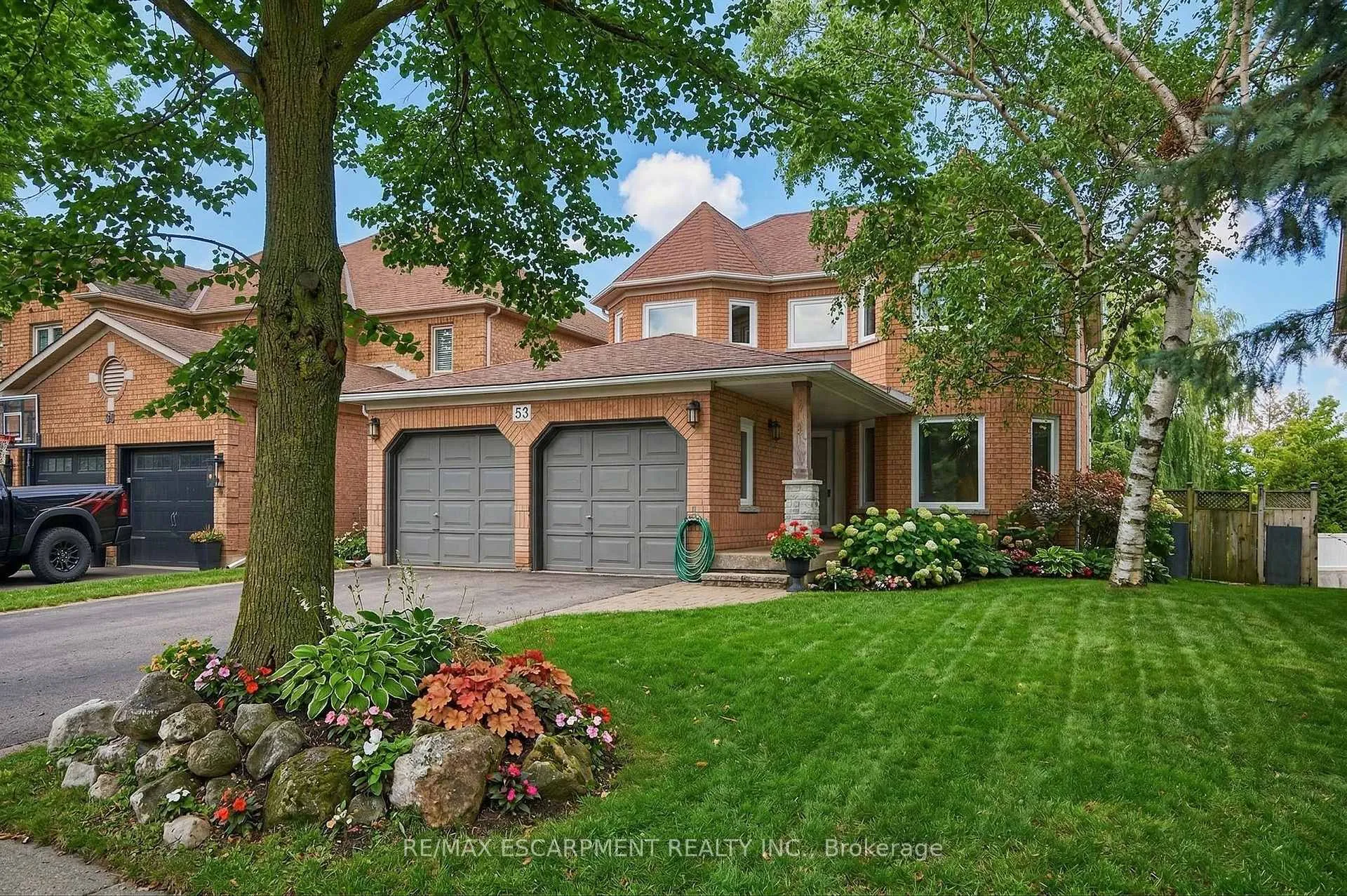 Photo 1 of 53 Laurendale Avenue, Hamilton, Waterdown — HOMEH