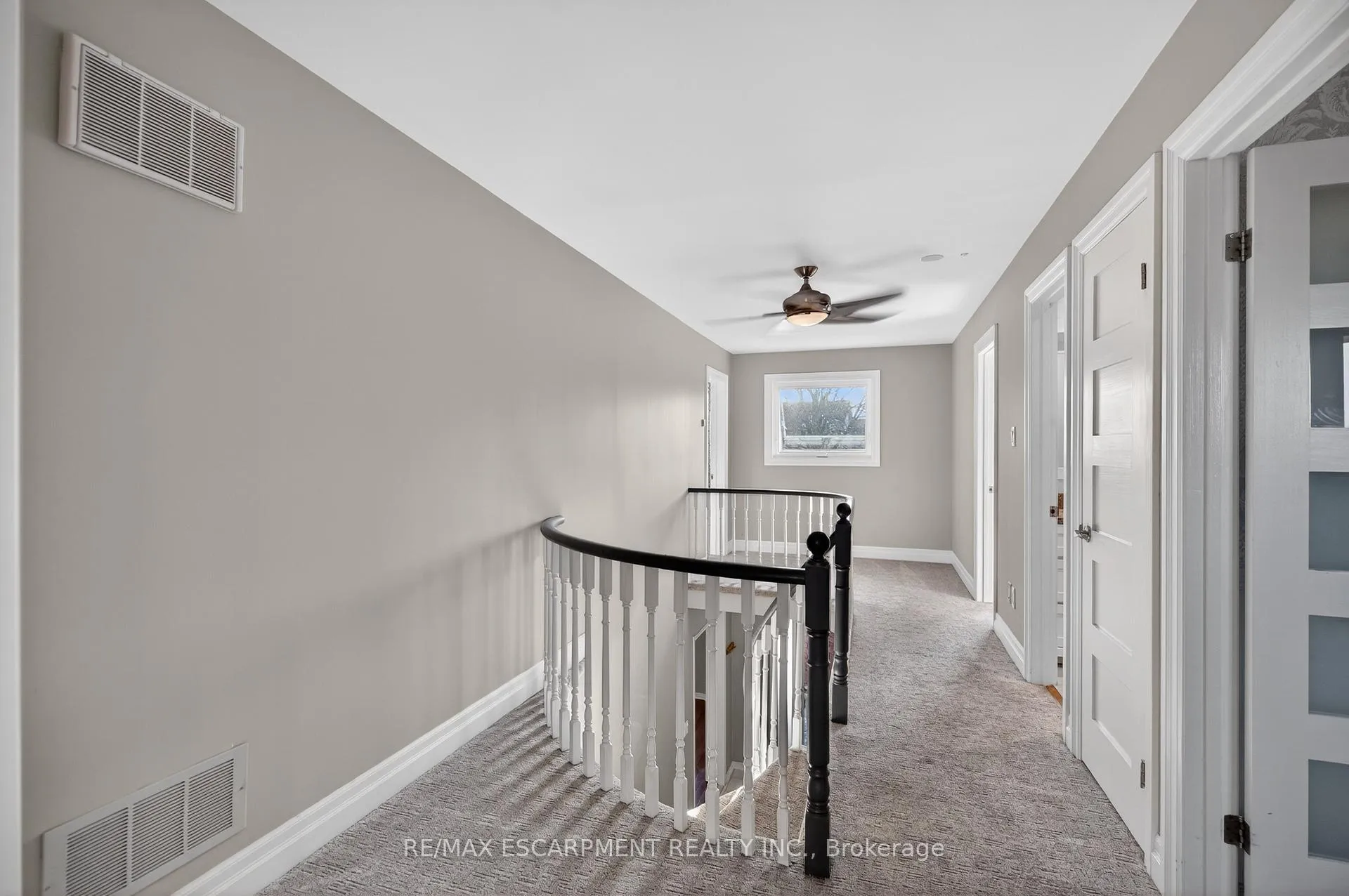 Photo 14 of 53 Laurendale Avenue, Hamilton, Waterdown — HOMEH