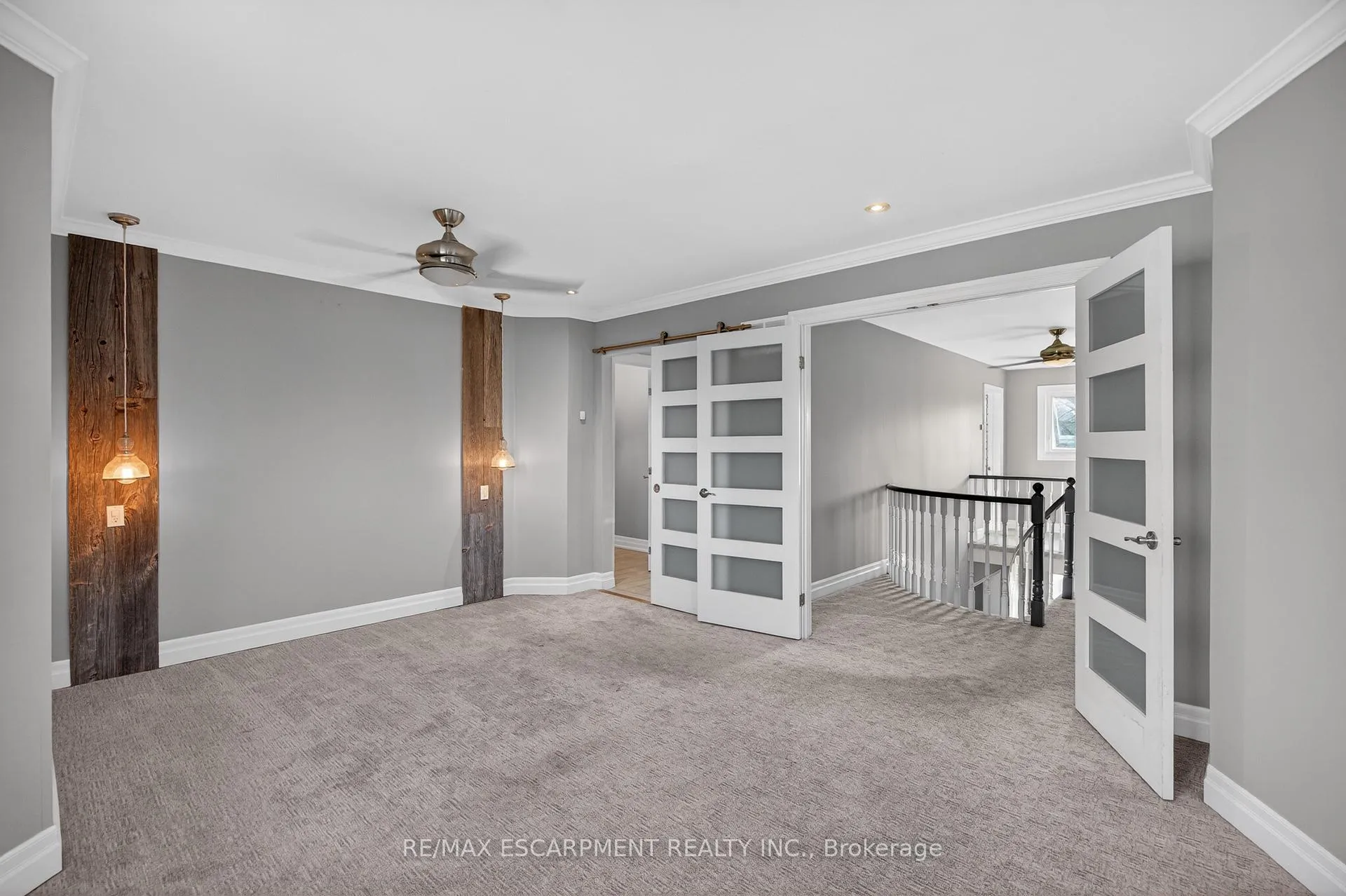 Photo 15 of 53 Laurendale Avenue, Hamilton, Waterdown — HOMEH