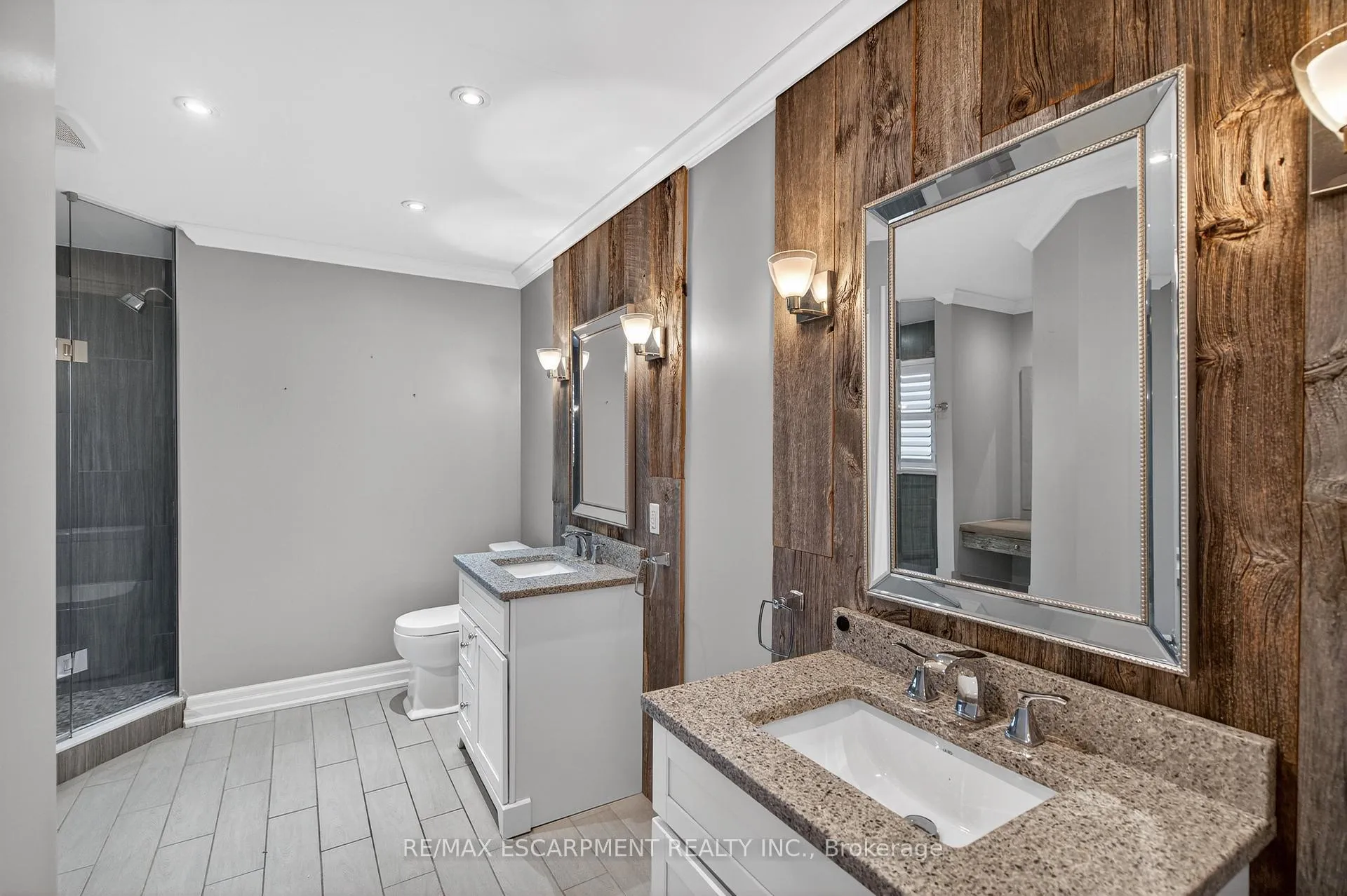 Photo 16 of 53 Laurendale Avenue, Hamilton, Waterdown — HOMEH
