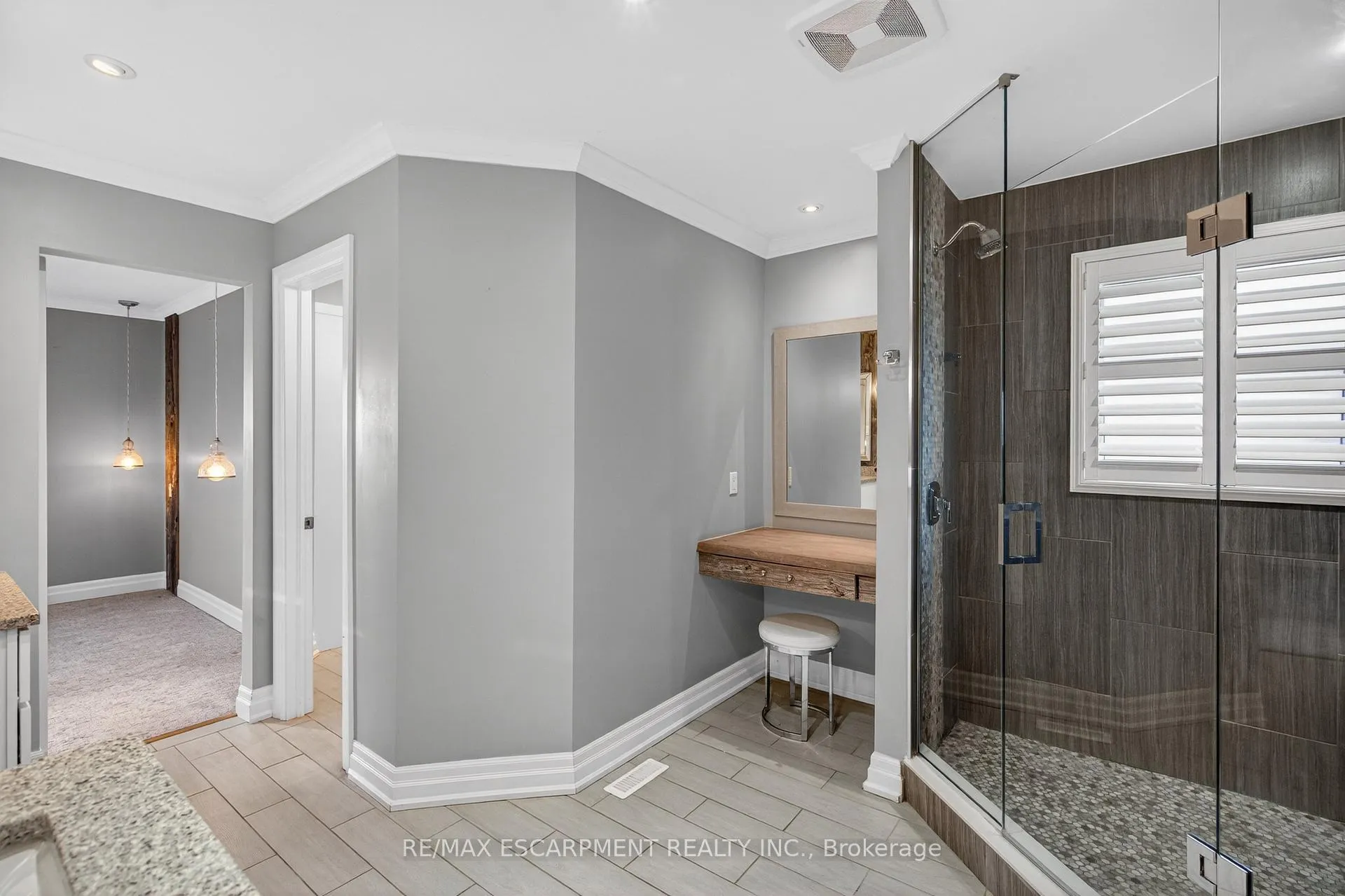 Photo 17 of 53 Laurendale Avenue, Hamilton, Waterdown — HOMEH