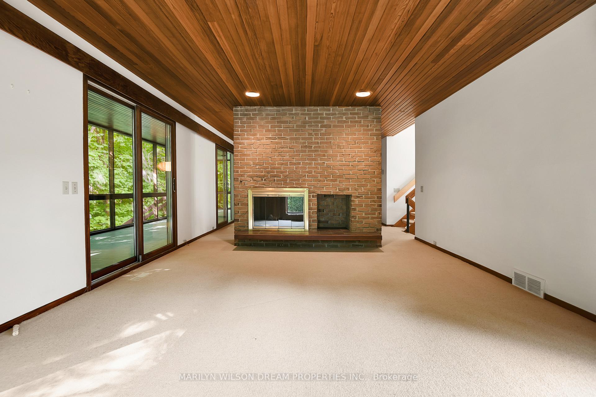 Photo 23 of 36 Wick Crescent, Ottawa, Rothwell Heights — HOMEH