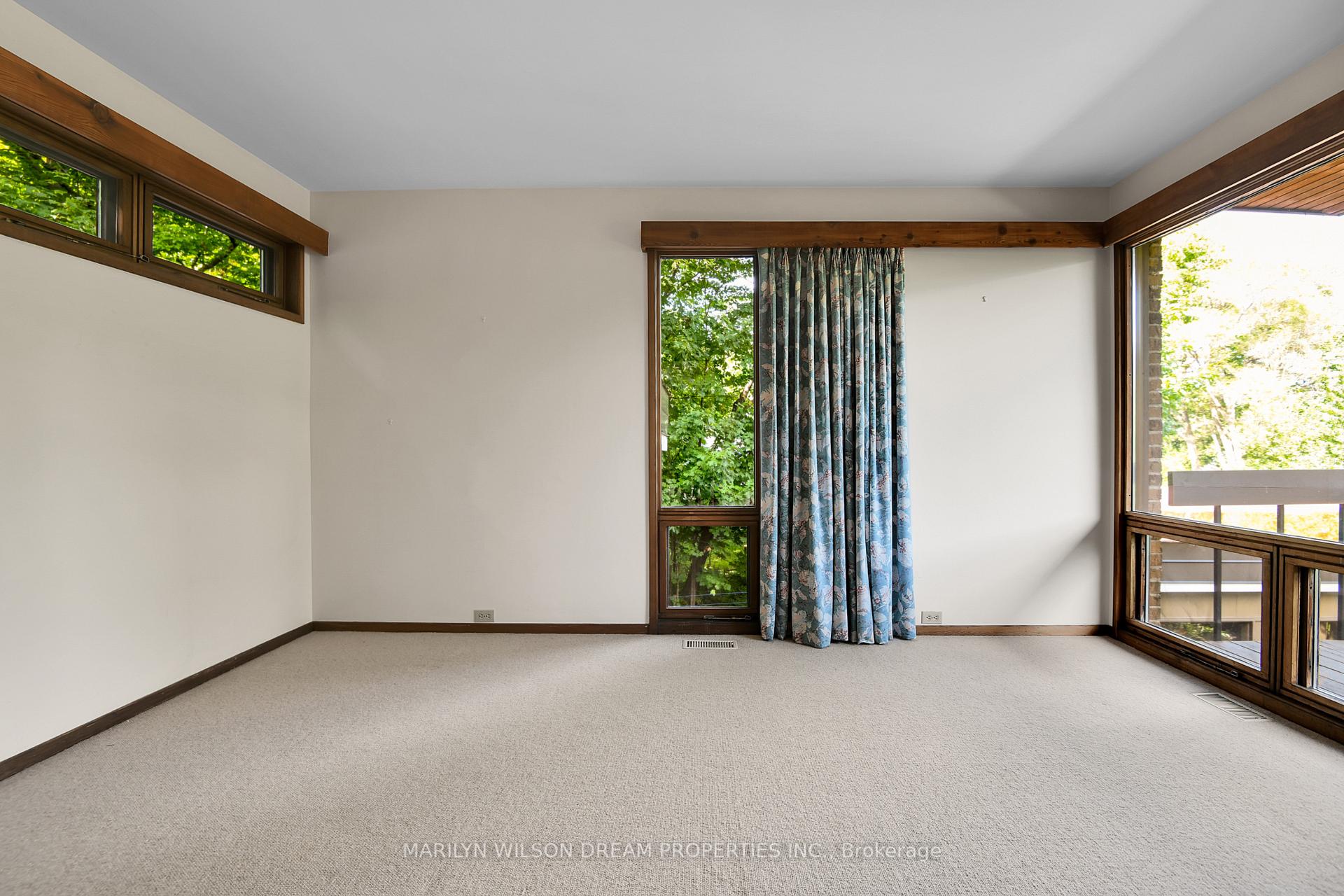 Photo 36 of 36 Wick Crescent, Ottawa, Rothwell Heights — HOMEH