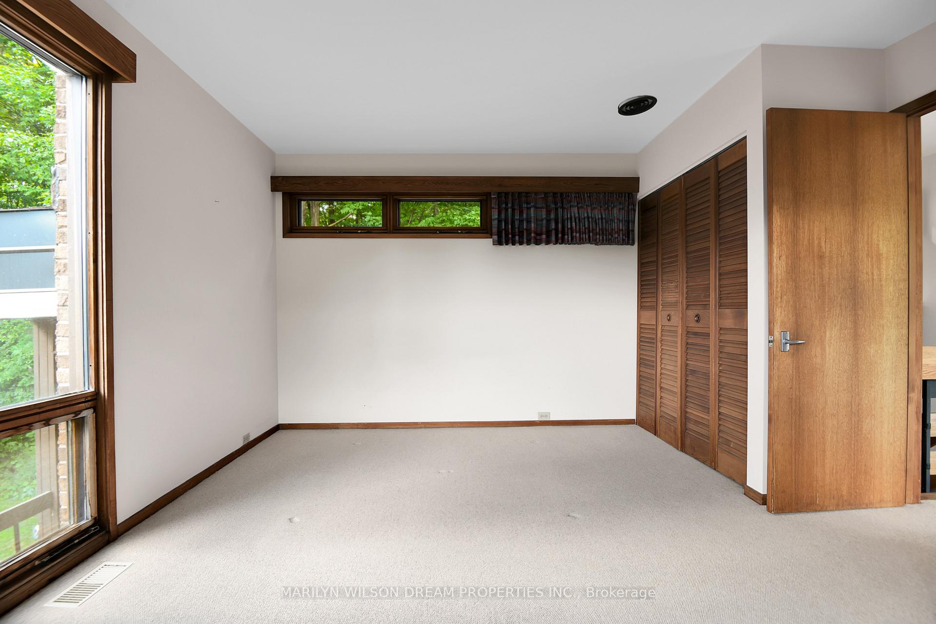 Photo 40 of 36 Wick Crescent, Ottawa, Rothwell Heights — HOMEH