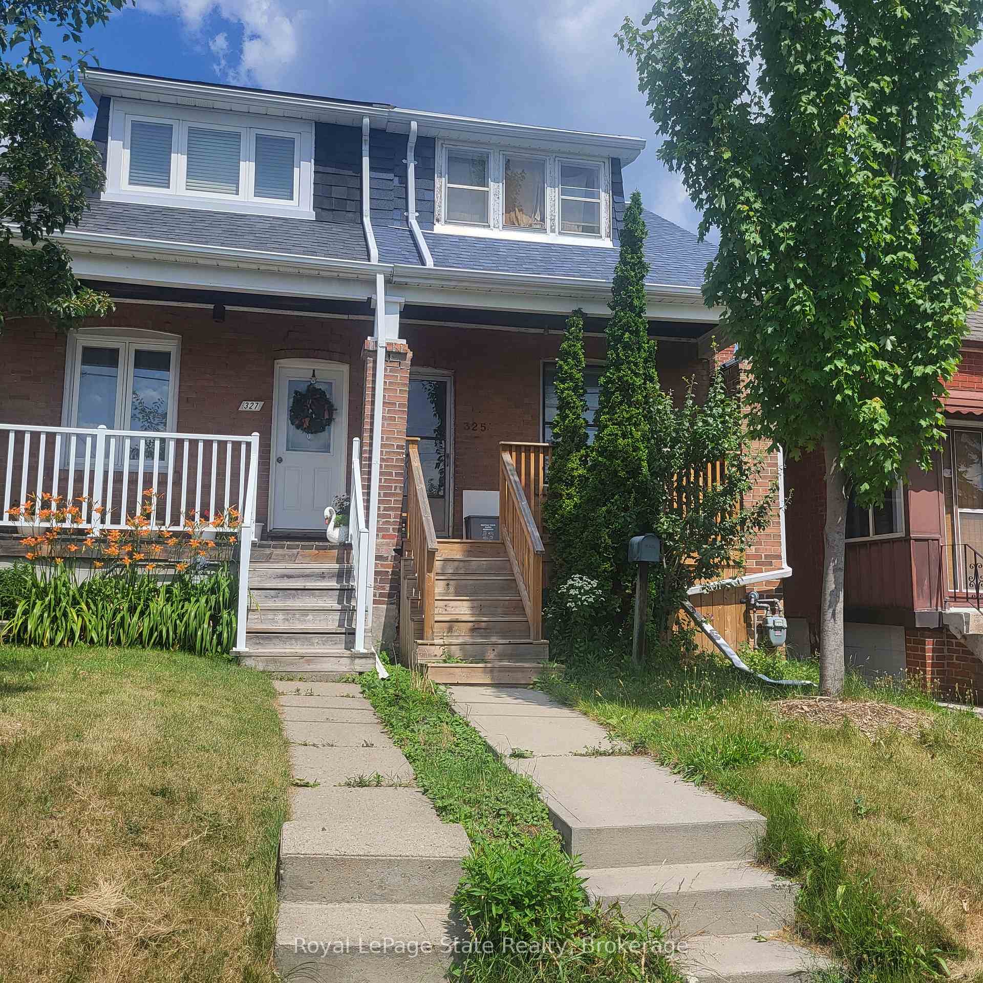 Front of 325 Boon Avenue