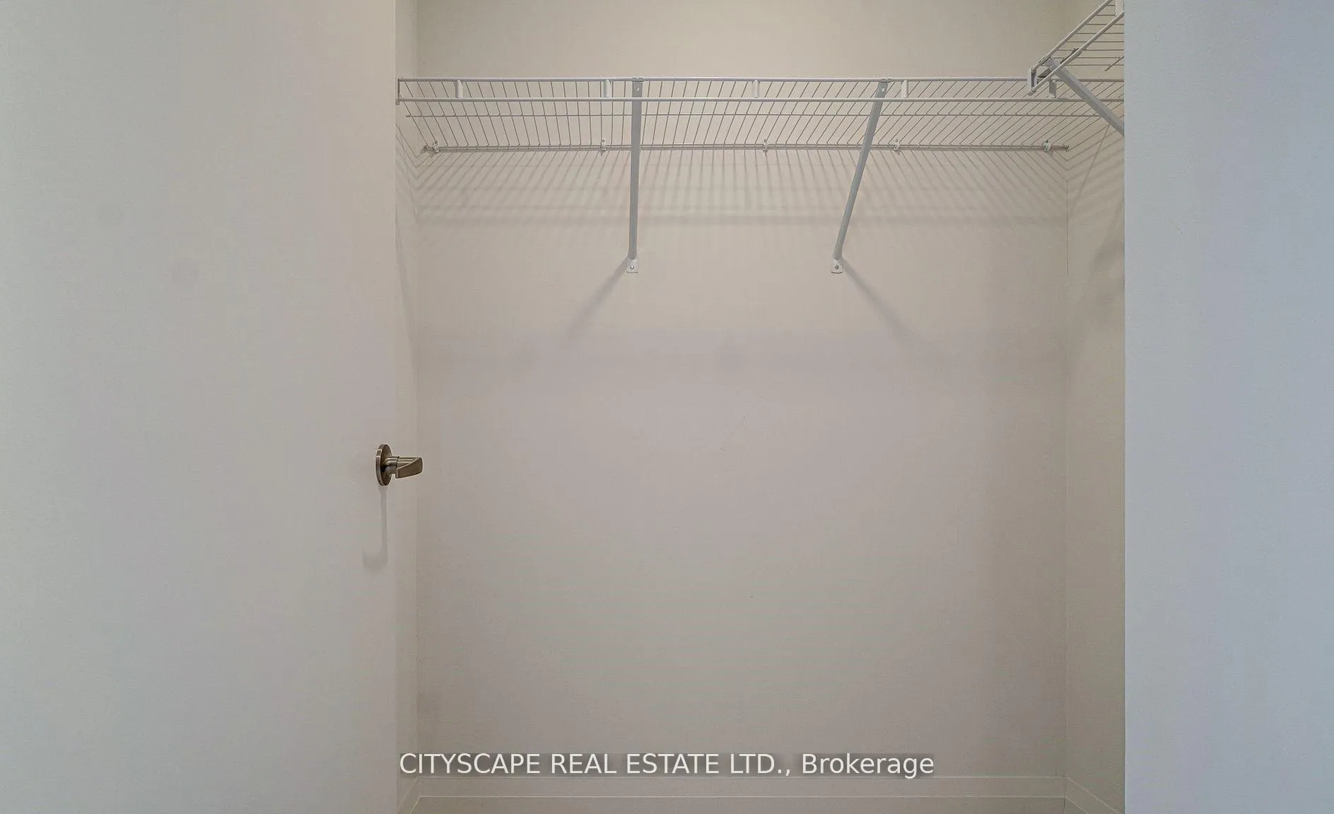 Photo 8 of Unit 1007, 10 Gibbs Road, Etobicoke, Islington-City Centre West — HOMEH