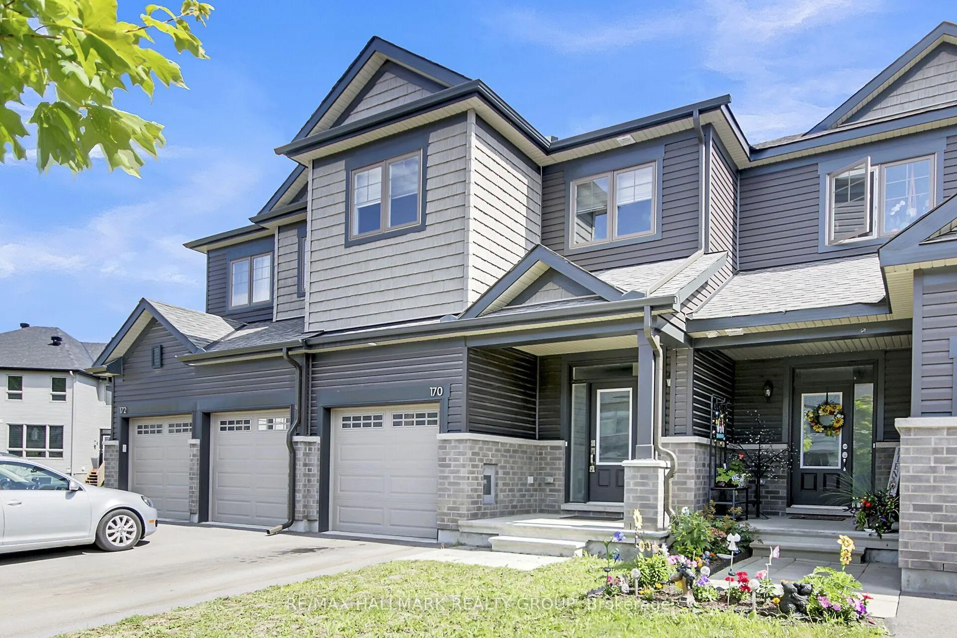 Photo 2 of 170 Wabikon Crescent, Ottawa, Blossom Park/Kemp Park/Findlay Creek — HOMEH