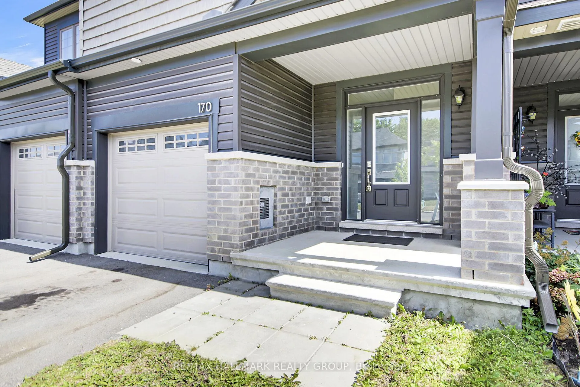 Photo 4 of 170 Wabikon Crescent, Ottawa, Blossom Park/Kemp Park/Findlay Creek — HOMEH