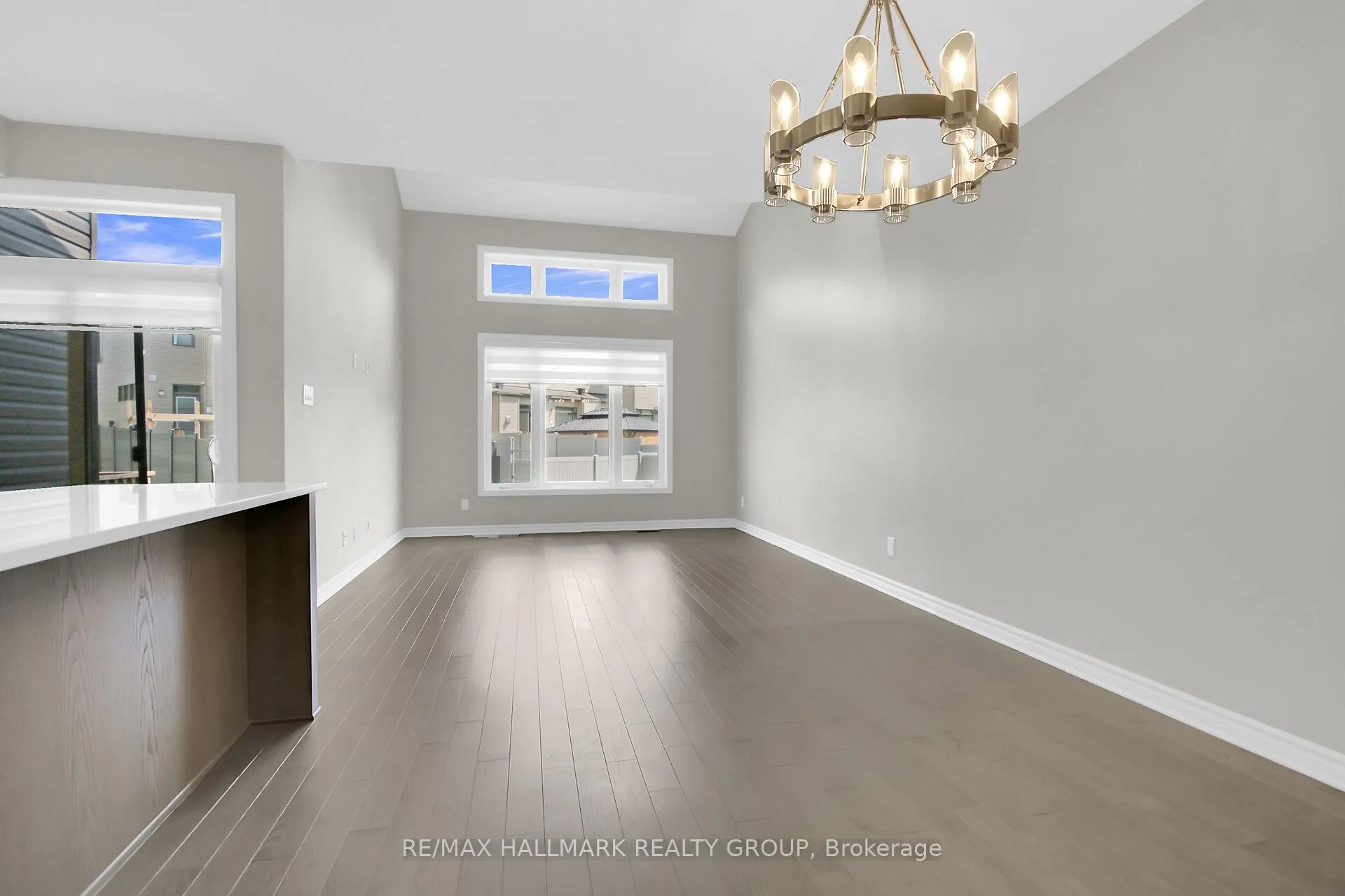 Photo 9 of 170 Wabikon Crescent, Ottawa, Blossom Park/Kemp Park/Findlay Creek — HOMEH