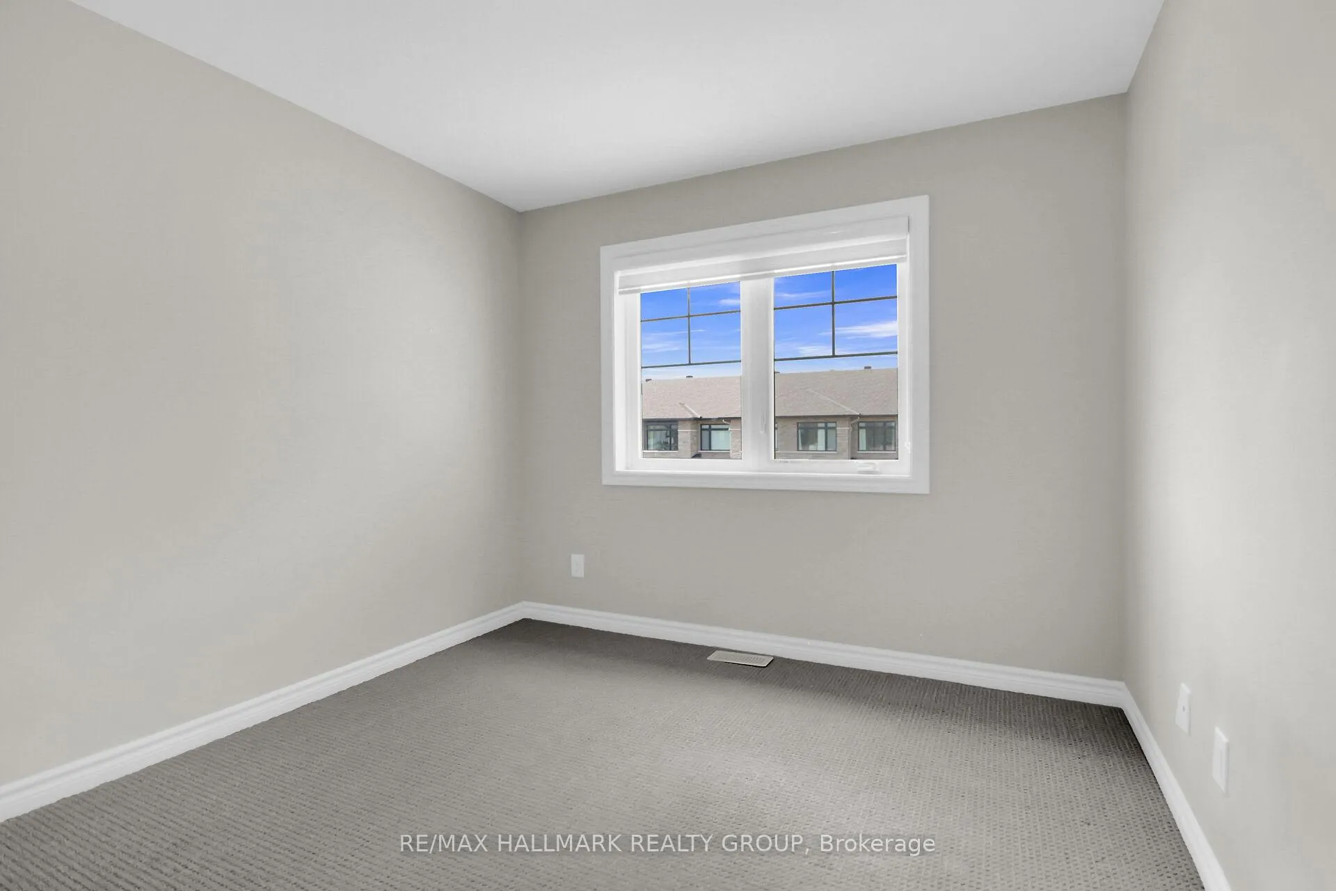 Photo 26 of 170 Wabikon Crescent, Ottawa, Blossom Park/Kemp Park/Findlay Creek — HOMEH