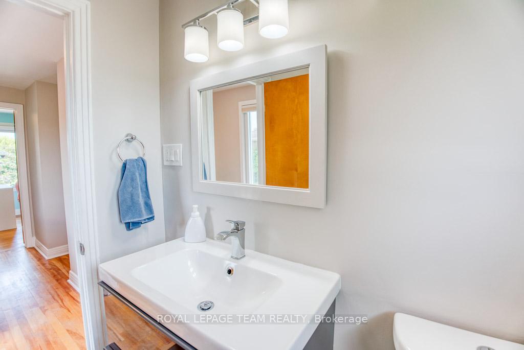 Photo 15 of 2471 Clementine Boulevard, Ottawa, Heron Park — HOMEH